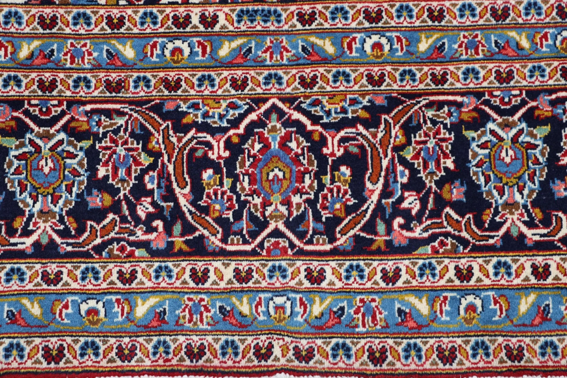 perserteppich-kashan-245-x-370-cm-schurwolle-handgeknupft-34 Kashan Perserteppich aus Iran, 245 × 370 cm