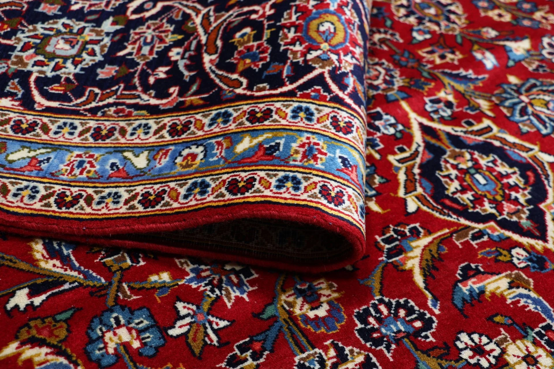 perserteppich-kashan-245-x-370-cm-schurwolle-handgeknupft-39 Kashan Perserteppich aus Iran, 245 × 370 cm