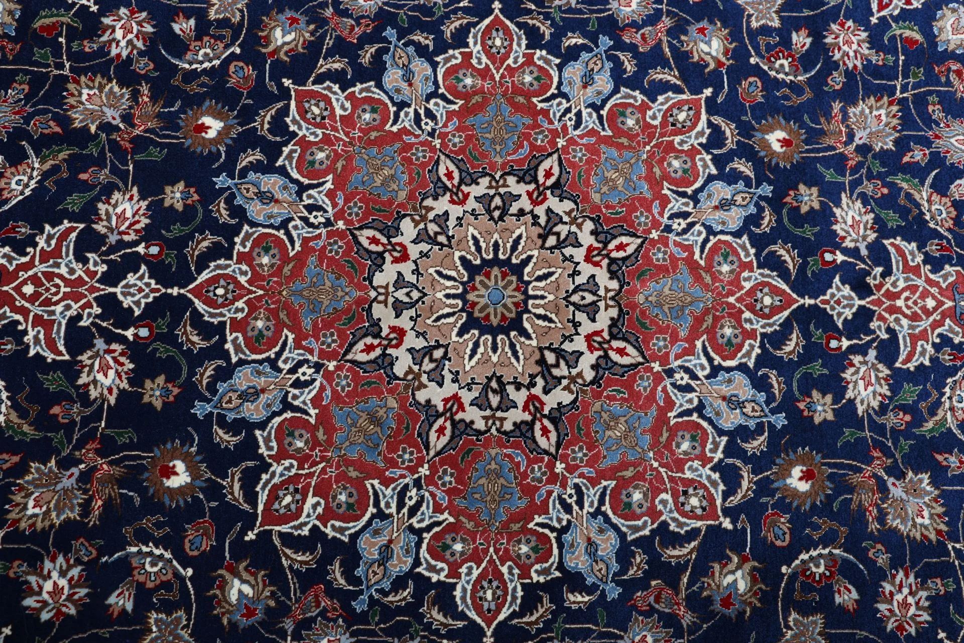 Handgeknüpfter Täbriz Perserteppich, 200 × 248 cm, Wolle & Seide
