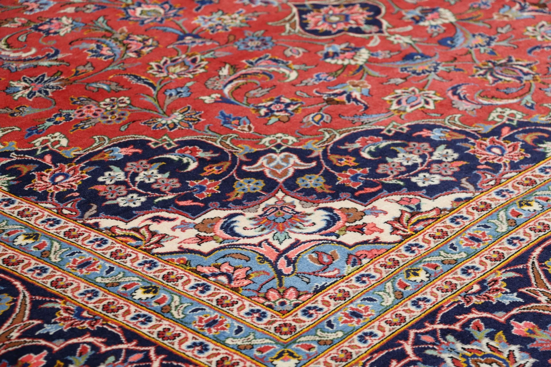 Kashan Perserteppich aus Iran, 250 × 350 cm