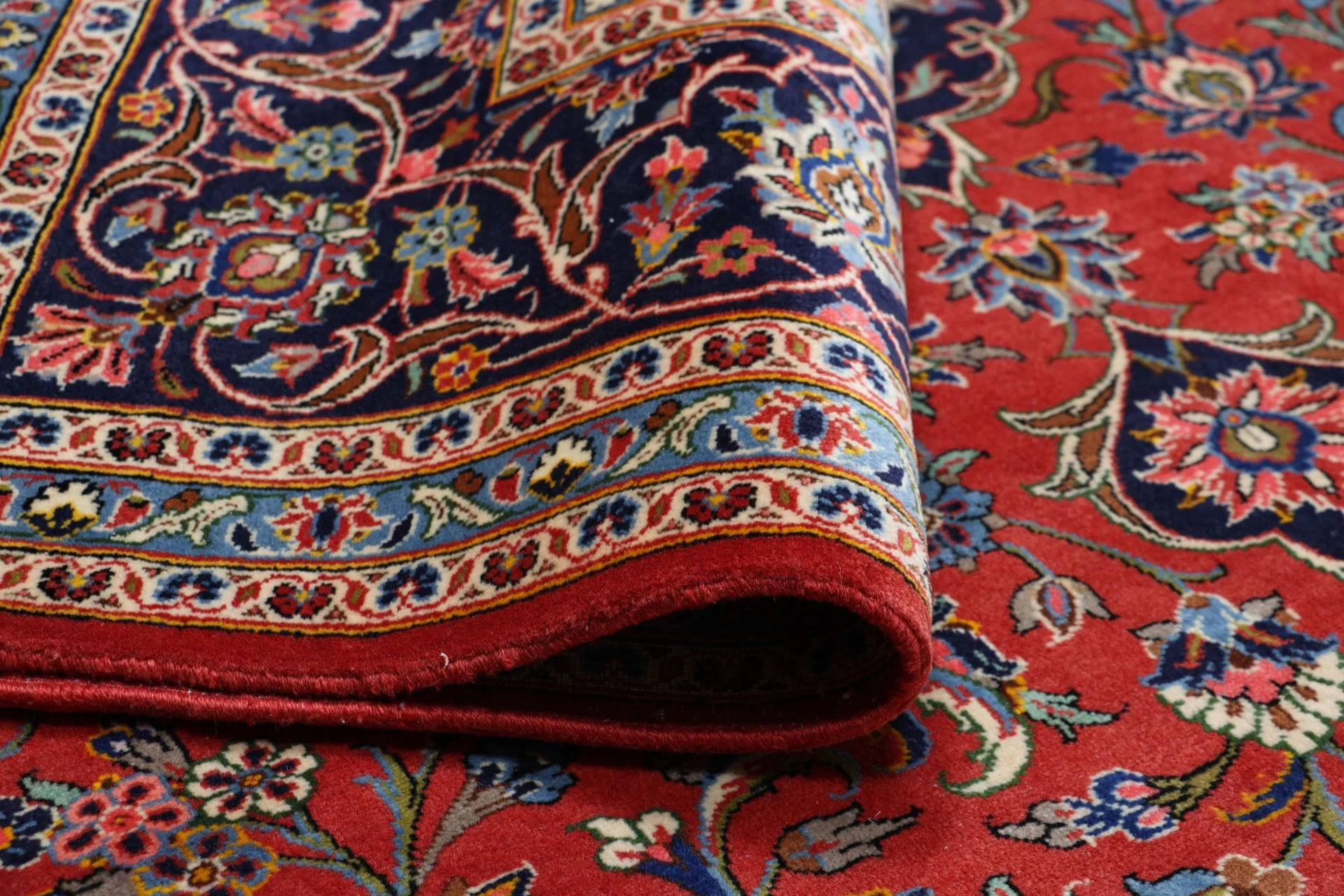 Kashan Perserteppich aus Iran, 250 × 350 cm