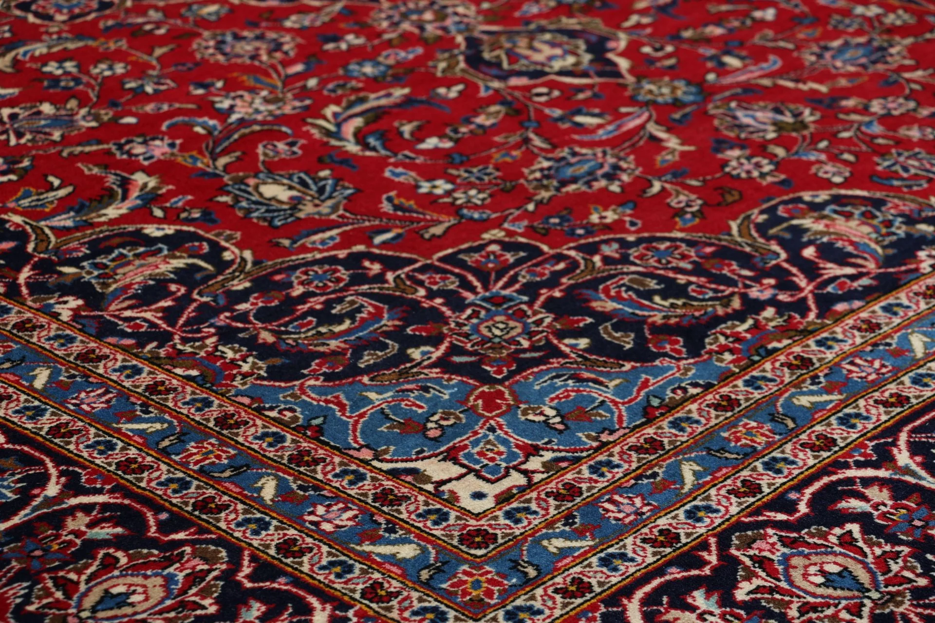 Handgeknüpfter Kashan Perserteppich, 247 × 360 cm, Wolle