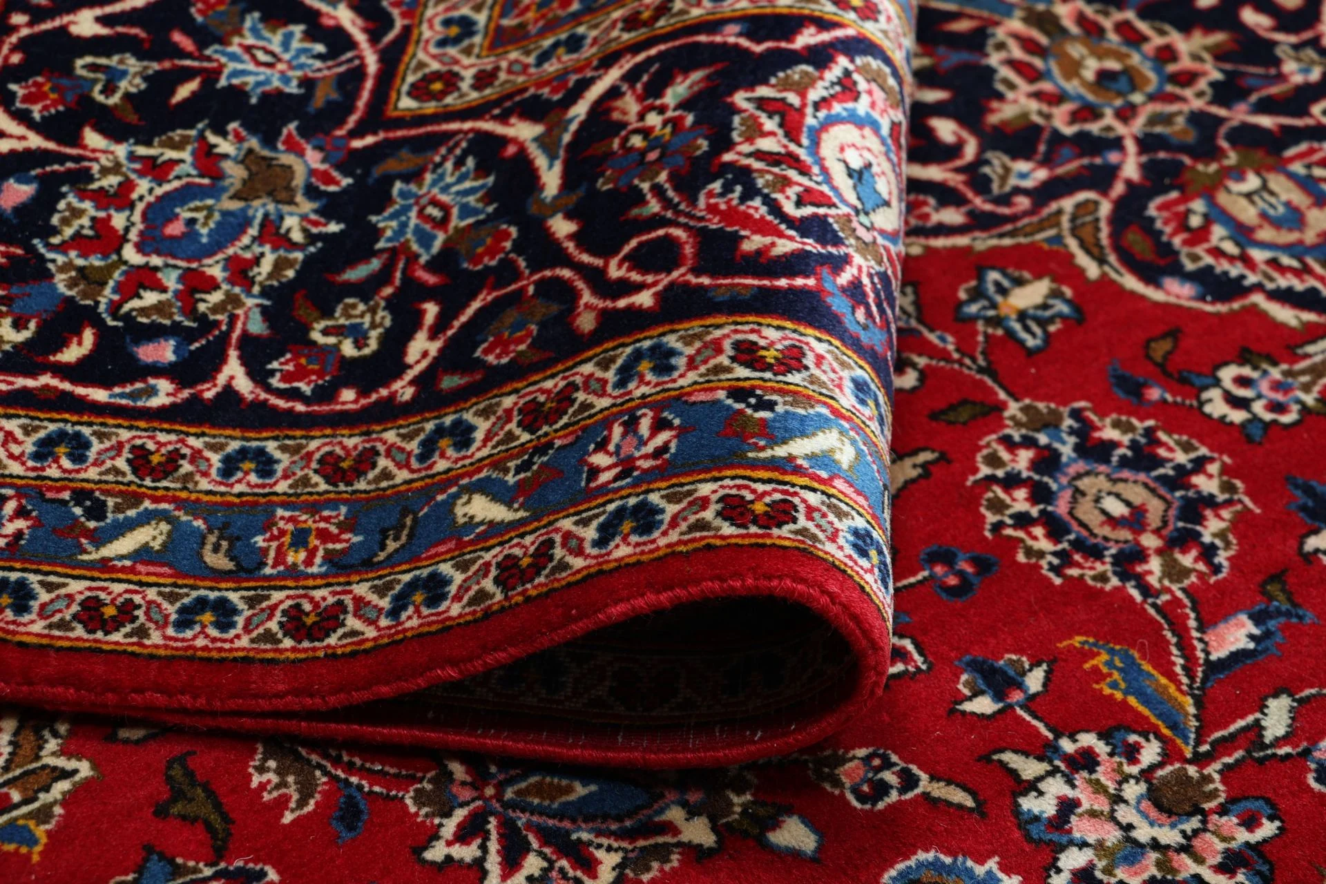 Handgeknüpfter Kashan Perserteppich, 247 × 360 cm, Wolle