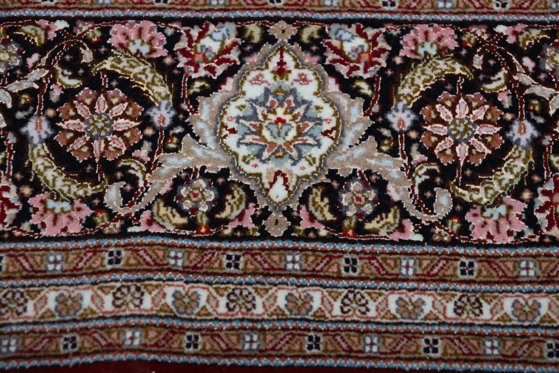 Handgeknüpfter Täbriz Perserteppich, 205 × 261 cm, Wolle & Seide