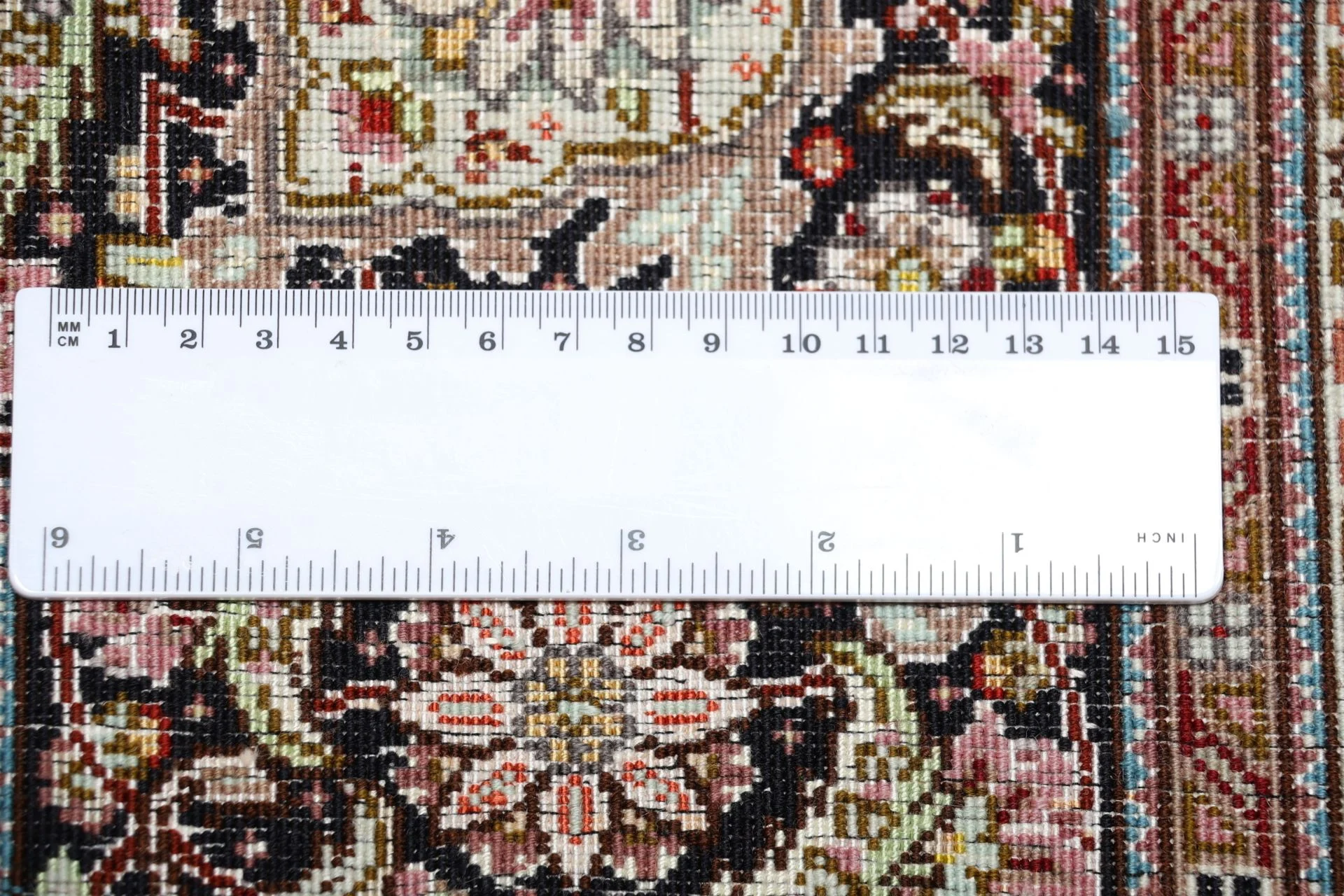 Handgeknüpfter Täbriz Perserteppich, 205 × 261 cm, Wolle & Seide