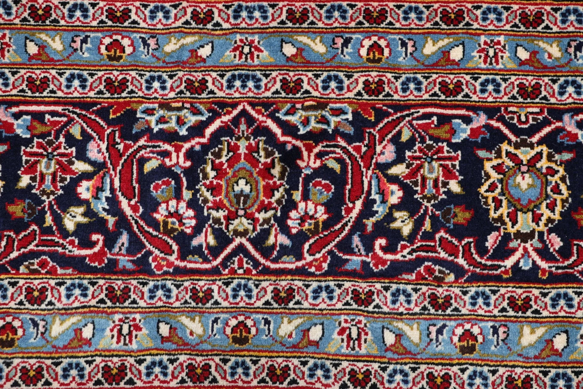 Kashan Perserteppich 250 × 350 cm aus Wolle, handgeknüpft