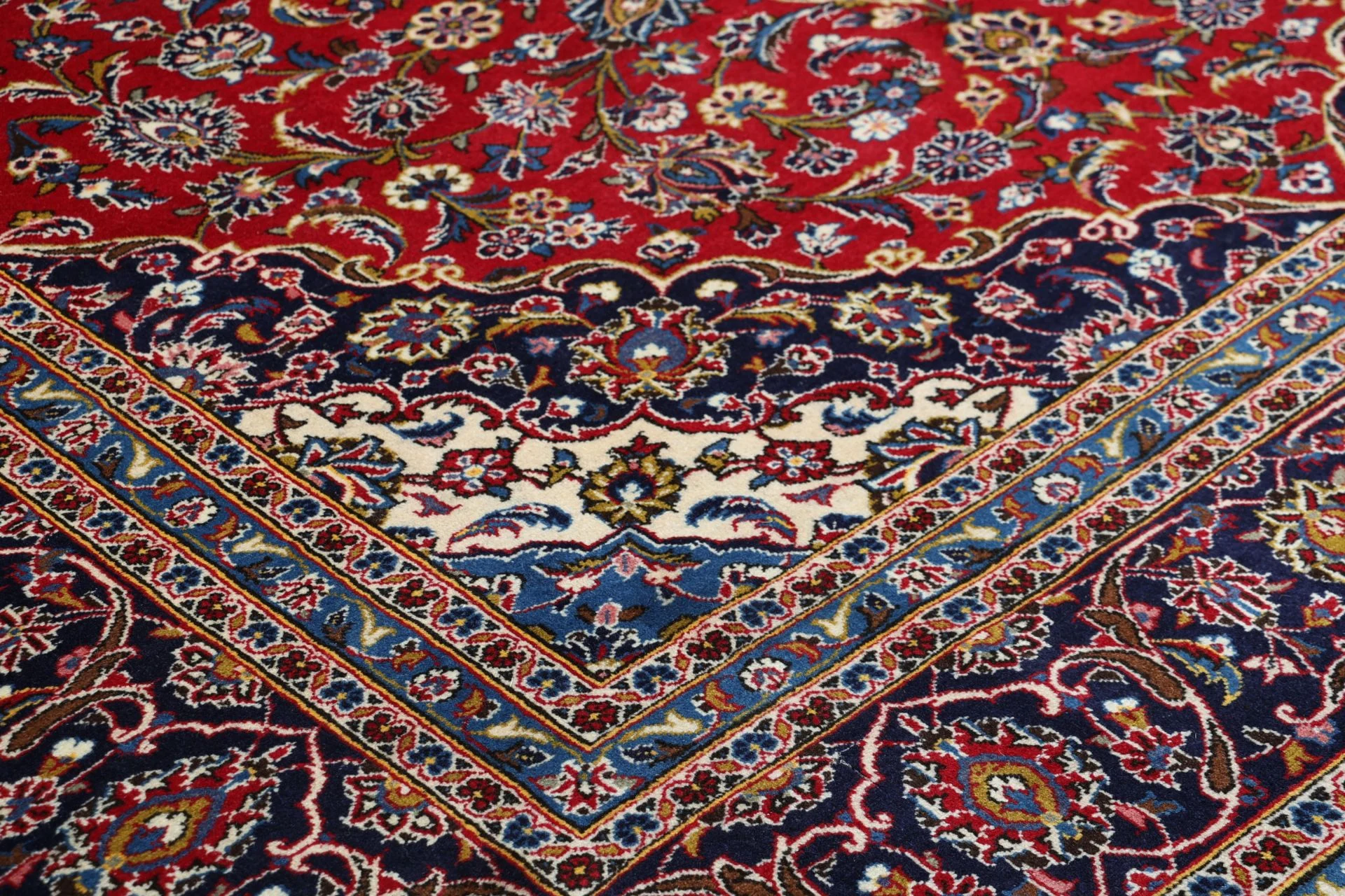 Handgeknüpfter Kashan Perserteppich 250 × 343 cm