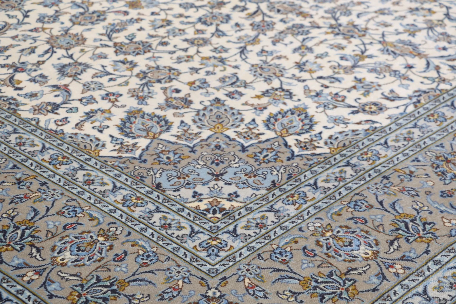 Handgeknüpfter Kashan Perserteppich, 249 × 342 cm, Wolle