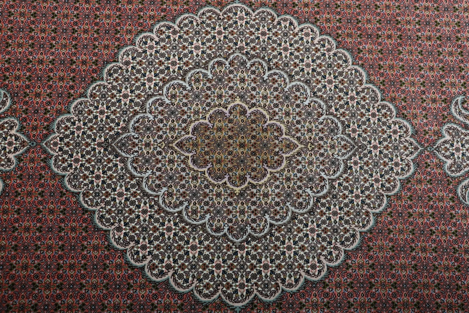 Täbriz Perserteppich 202 × 250 cm aus Wolle & Seide, handgeknüpft