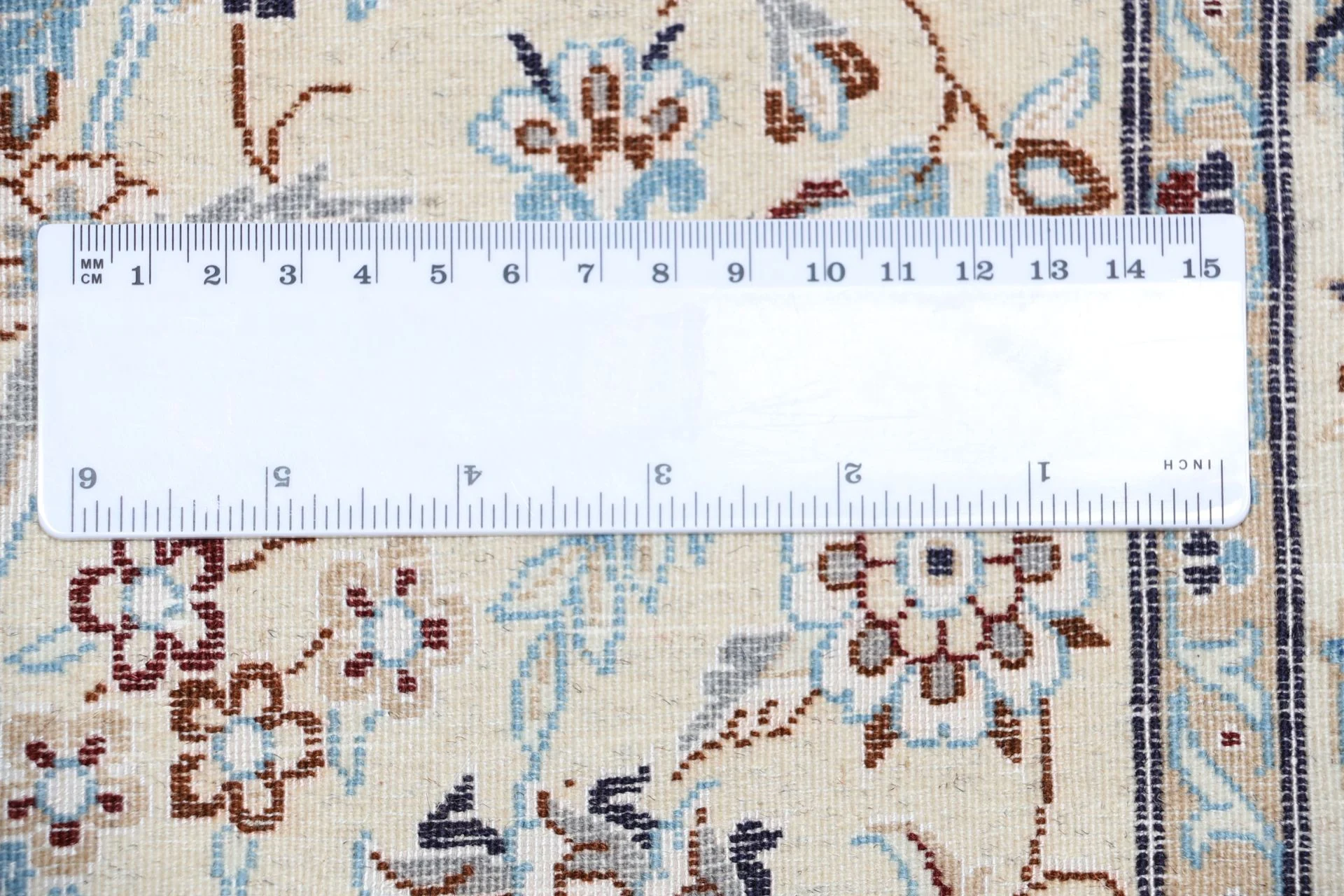 Handgeknüpfter Nain Perserteppich, 203 × 260 cm, Wolle & Seide