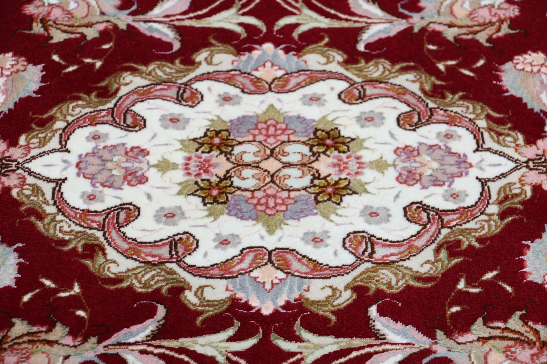 Täbriz Perserteppich aus Iran, 82 × 333 cm
