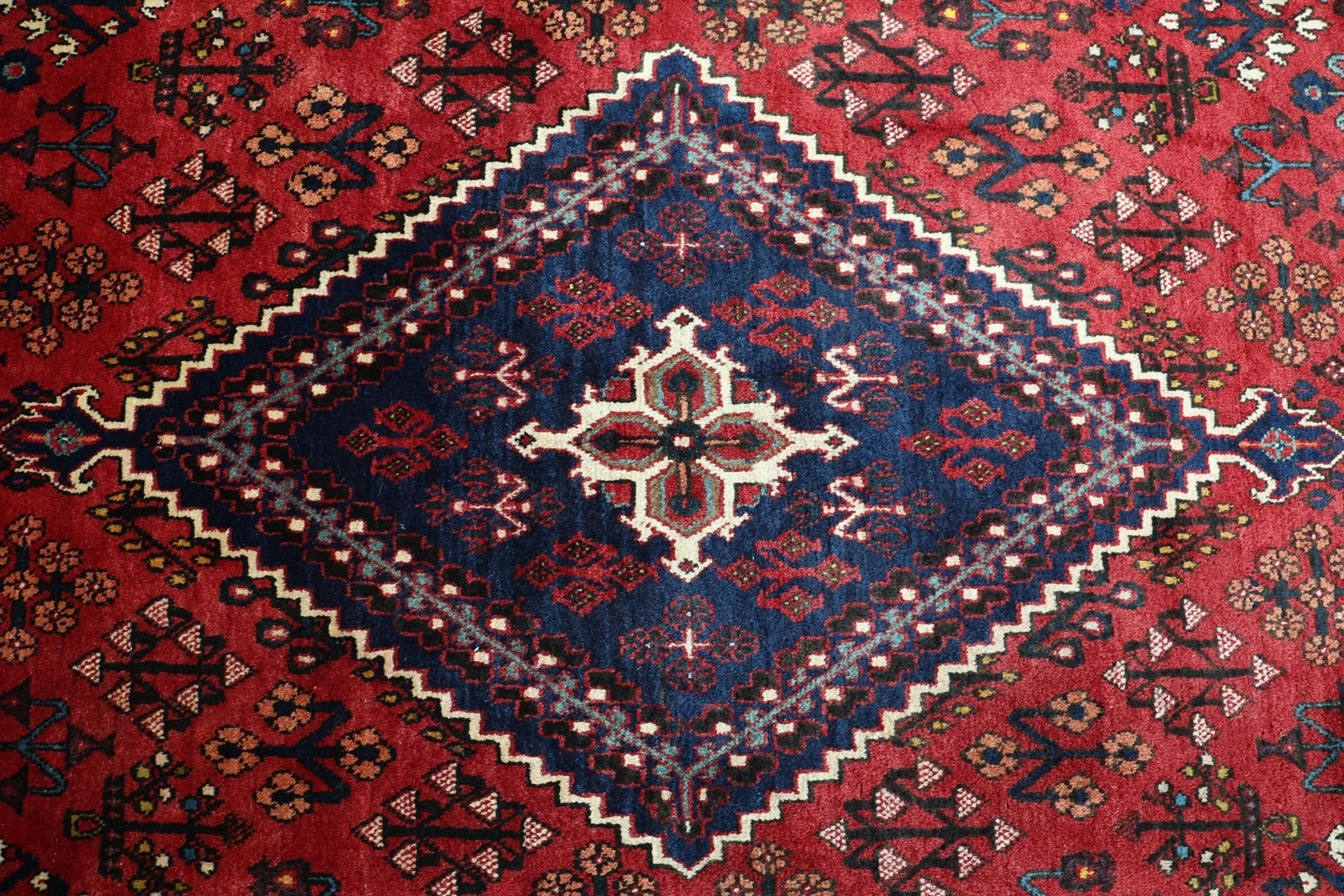 Perserteppich 267 × 377 cm aus Wolle, handgeknüpft