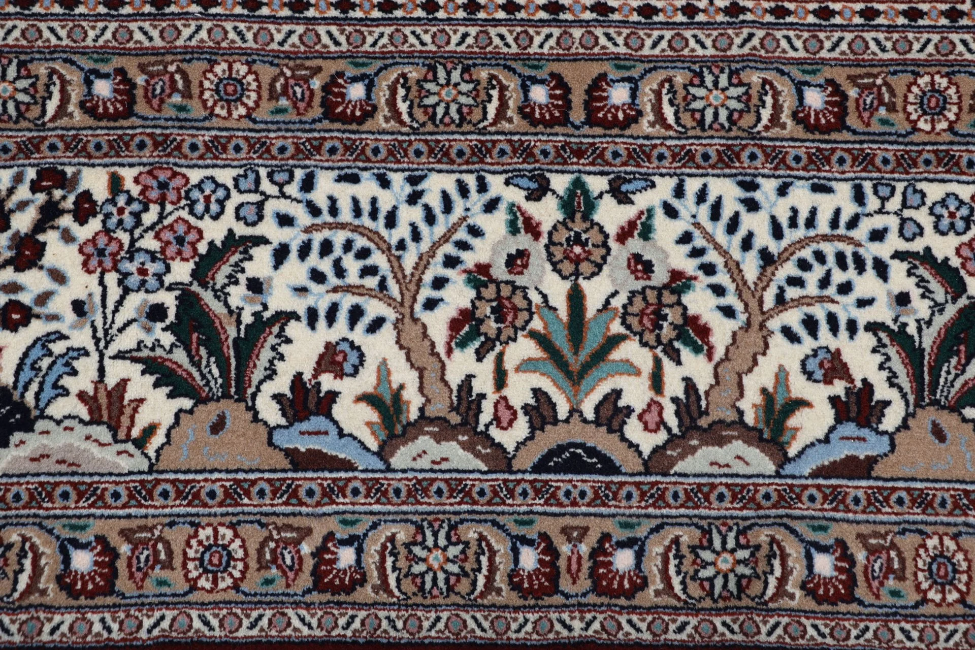 Handgeknüpfter Moud Perserteppich 256 × 348 cm