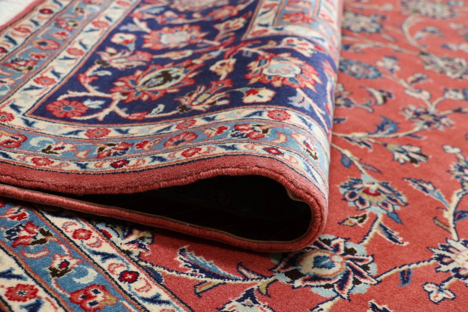 Kashan Perserteppich 252 × 358 cm aus Wolle, handgeknüpft