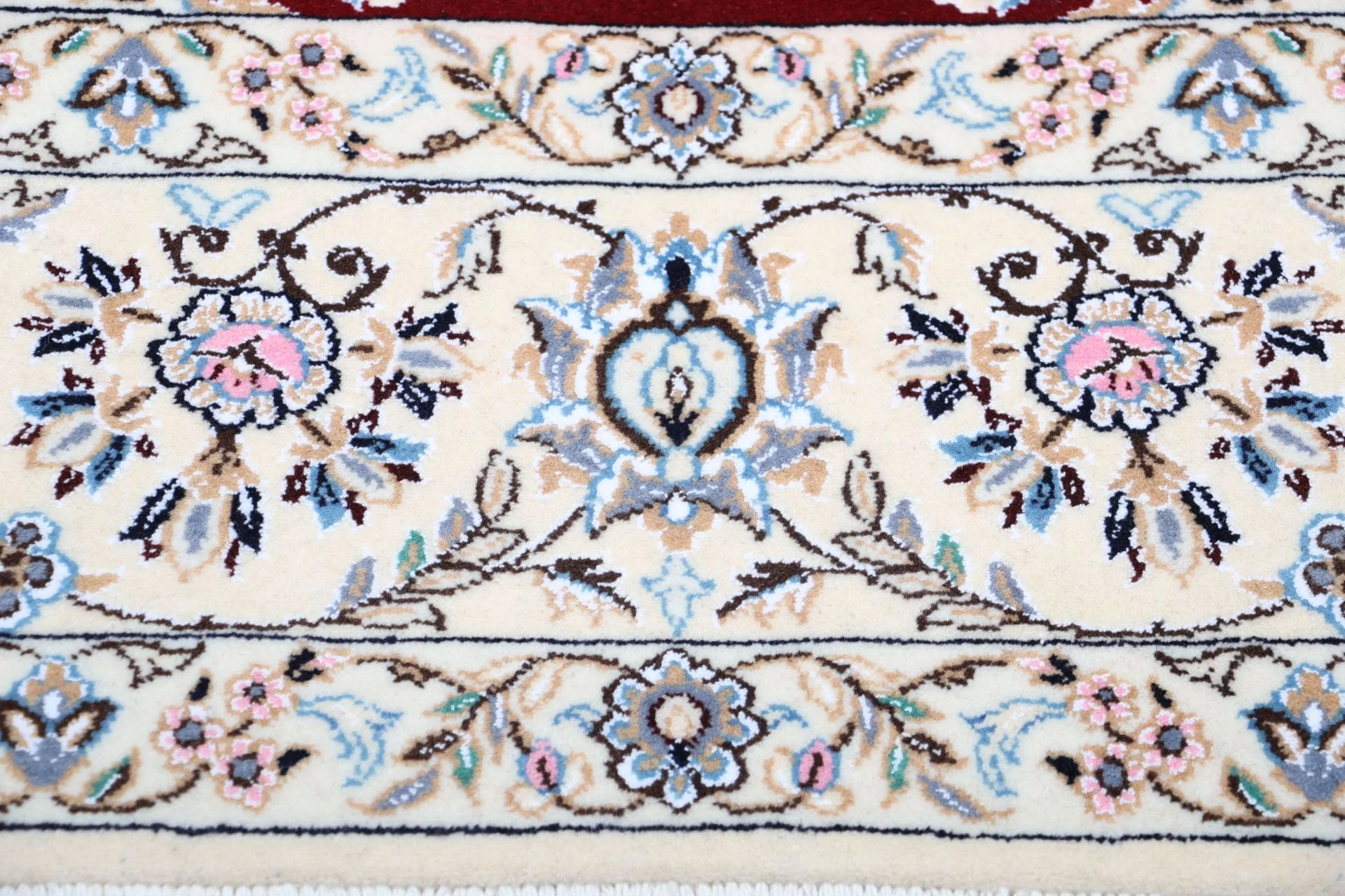 Nain Perserteppich aus Iran, 200 × 210 cm