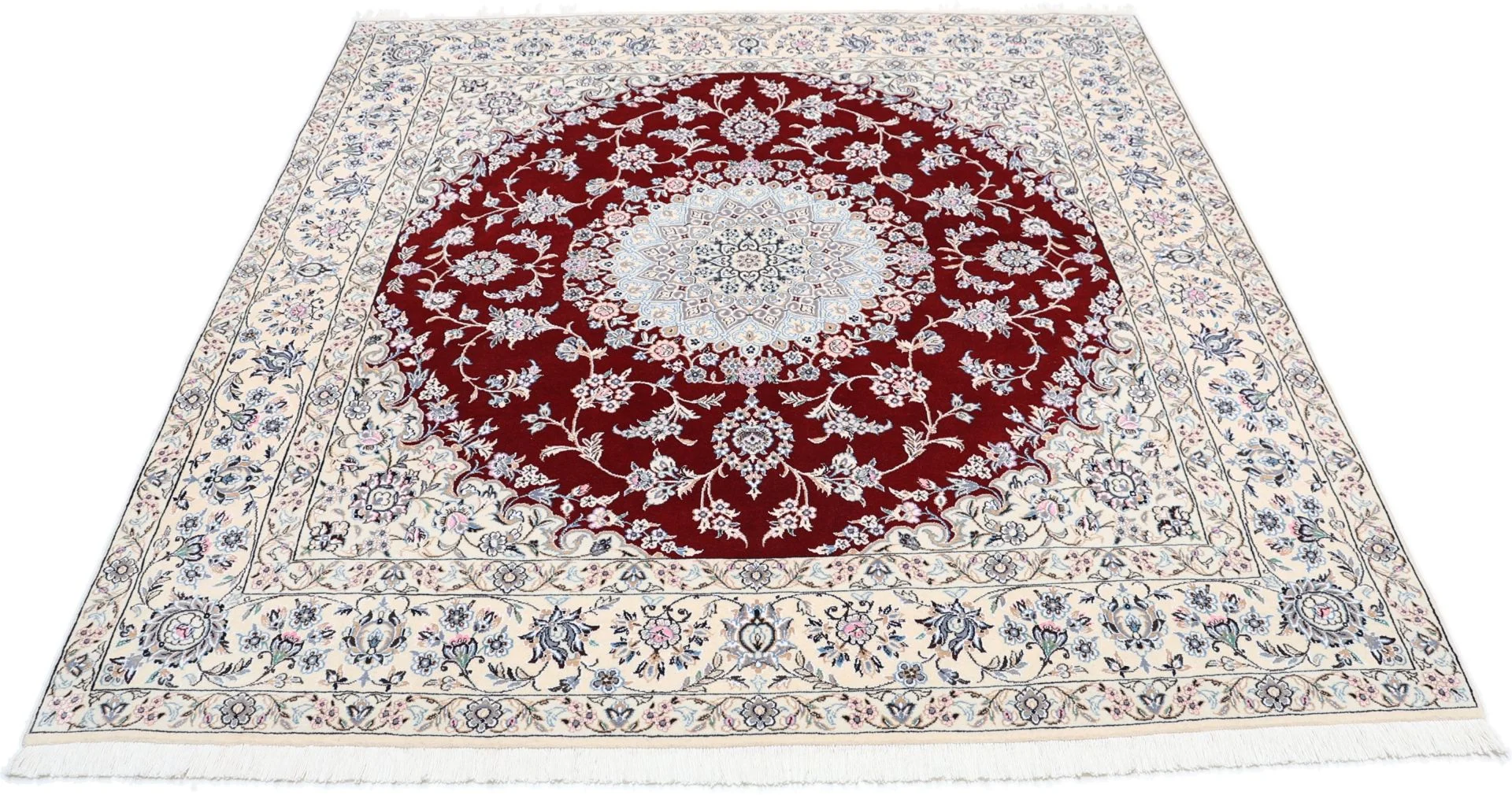 Nain Perserteppich aus Iran, 200 × 210 cm