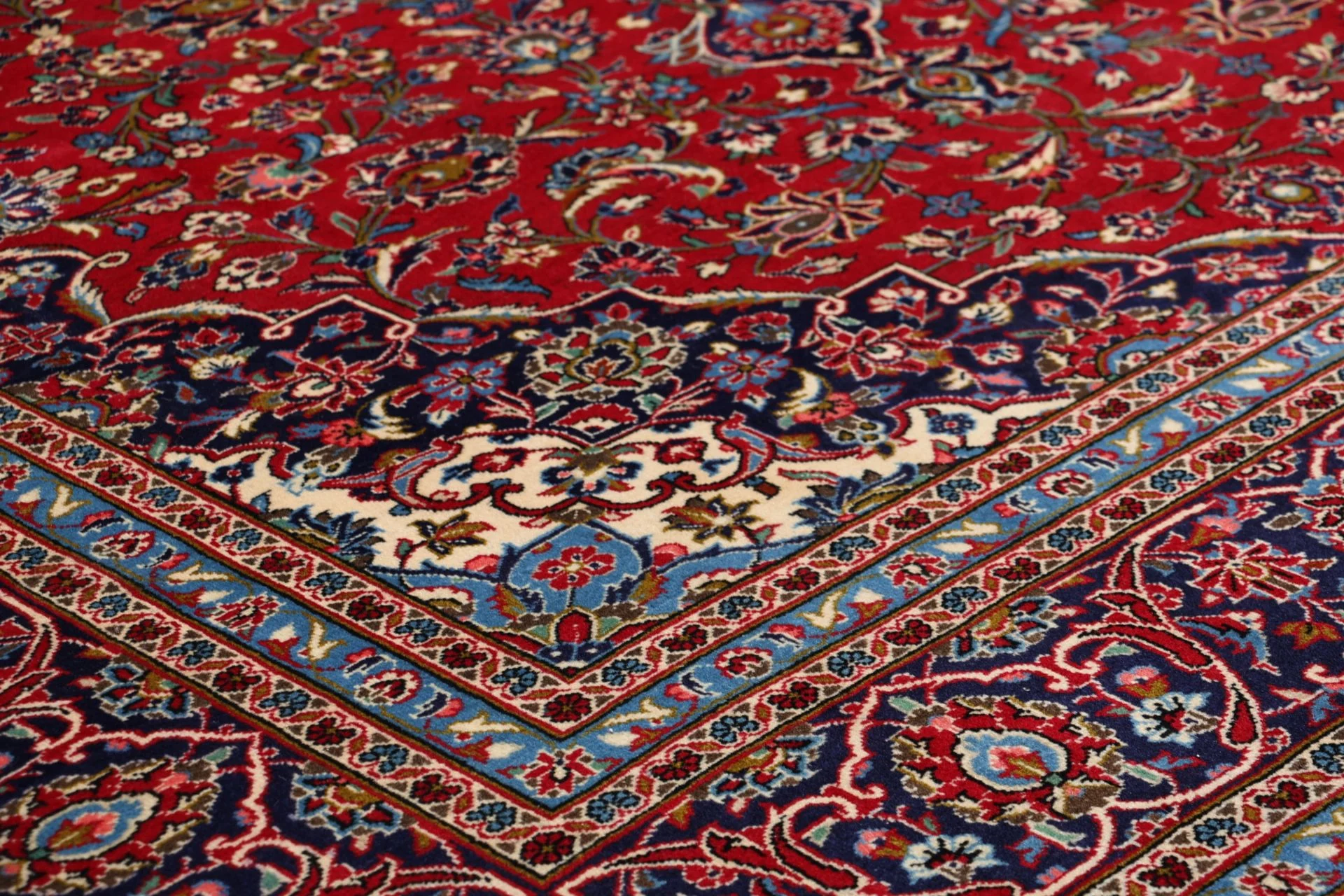 Kashan Perserteppich aus Iran, 250 × 350 cm