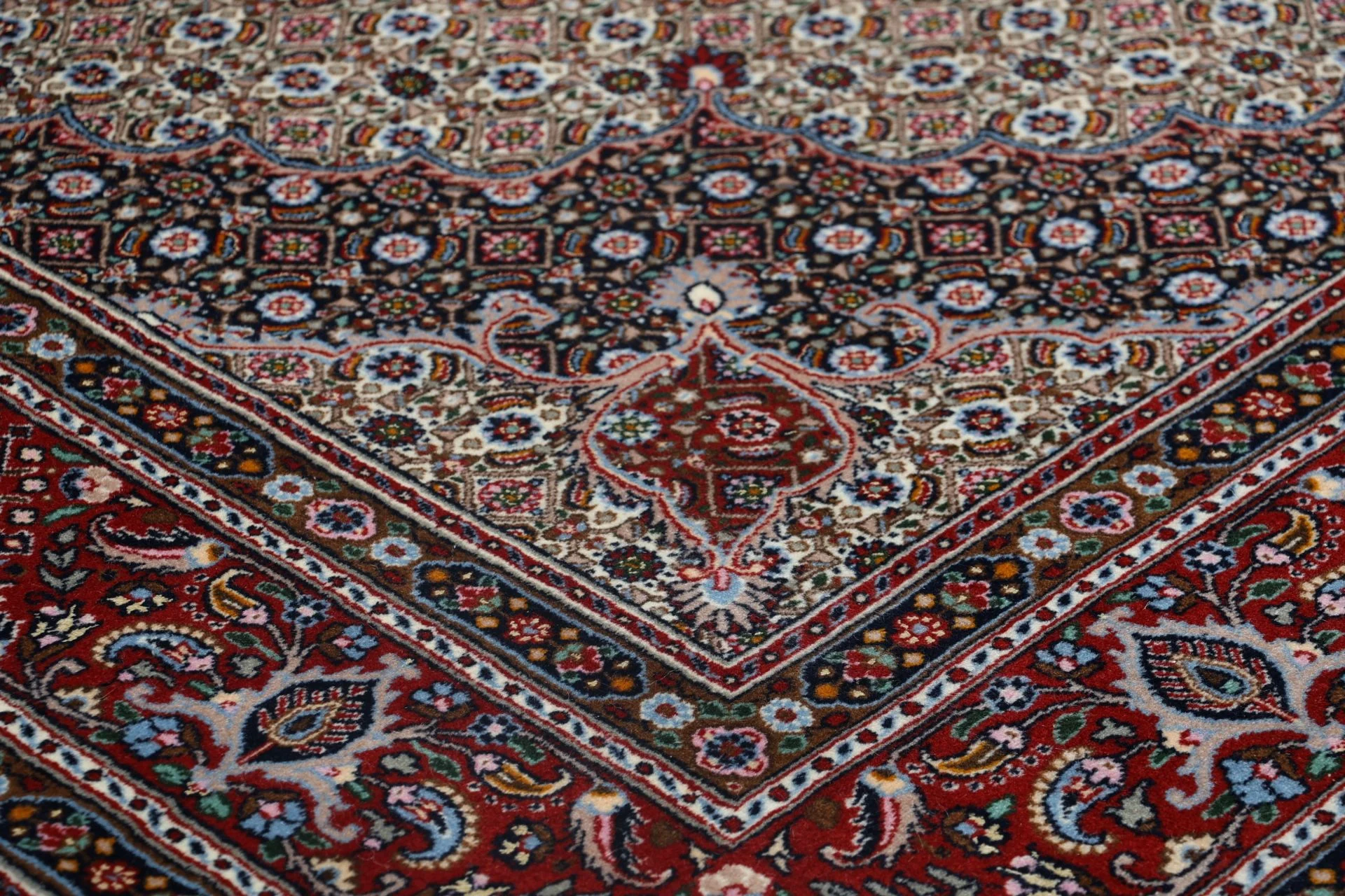 Handgeknüpfter Moud Perserteppich 197 × 300 cm