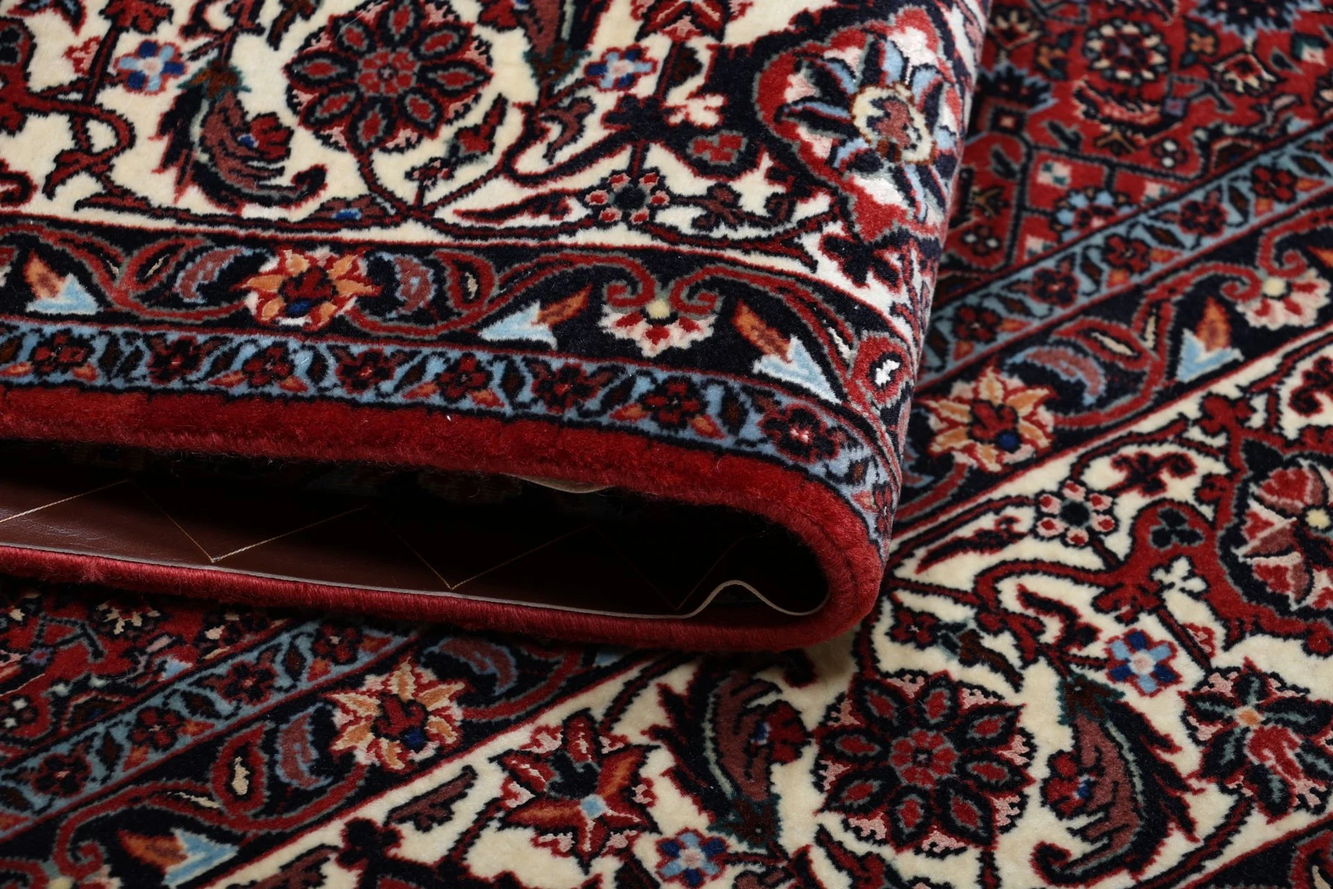 Bijar Perserteppich 204 × 212 cm aus Wolle & Seide, handgeknüpft