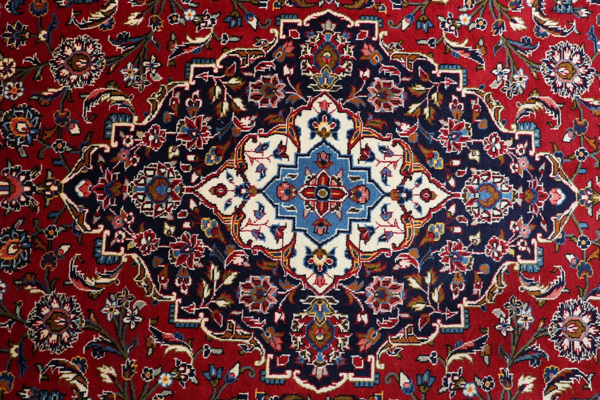 Kashan Perserteppich aus Iran, 245 × 350 cm