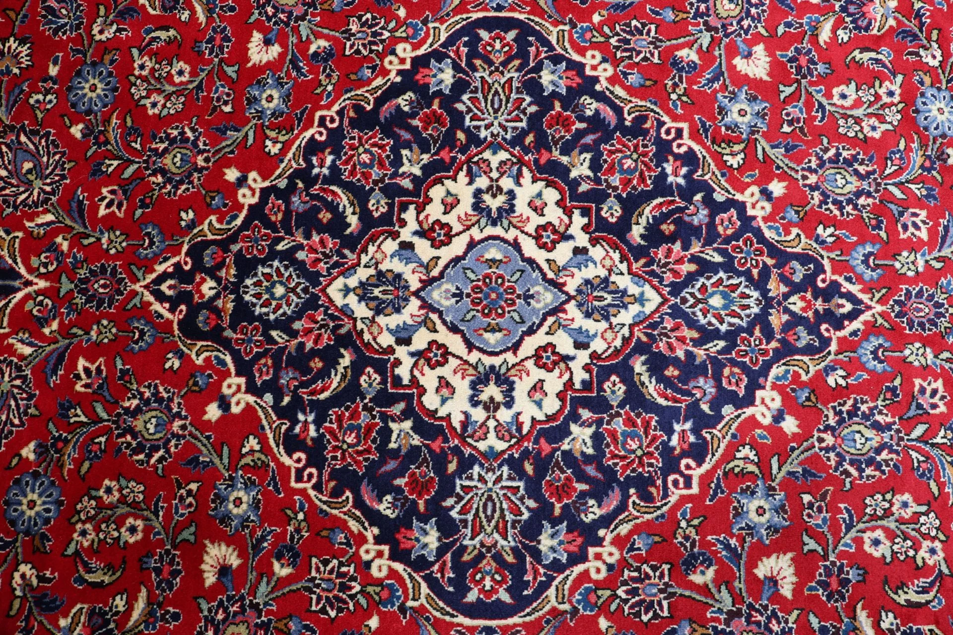 Handgeknüpfter Kashan Perserteppich 245 × 350 cm