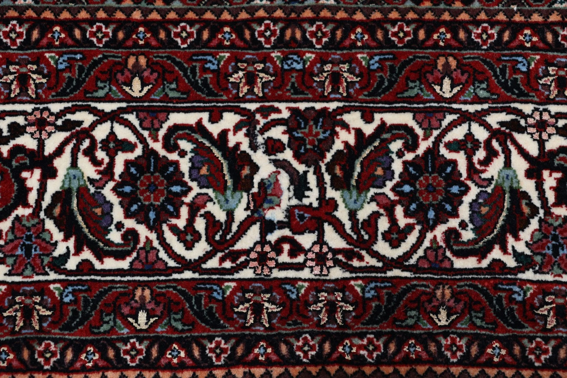 Handgeknüpfter Bijar Perserteppich 174 × 250 cm