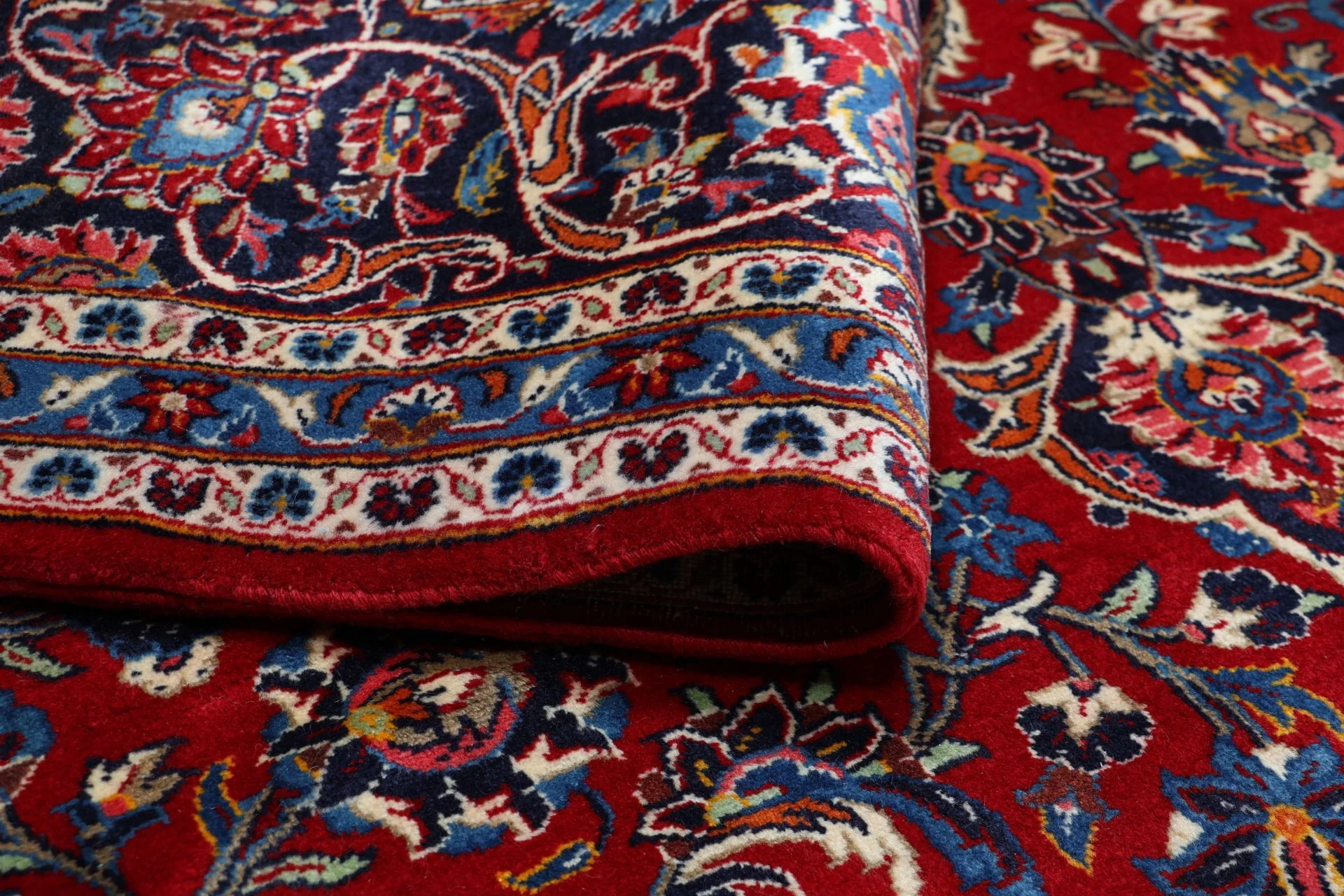 Kashan Perserteppich 260 × 370 cm aus Wolle, handgeknüpft
