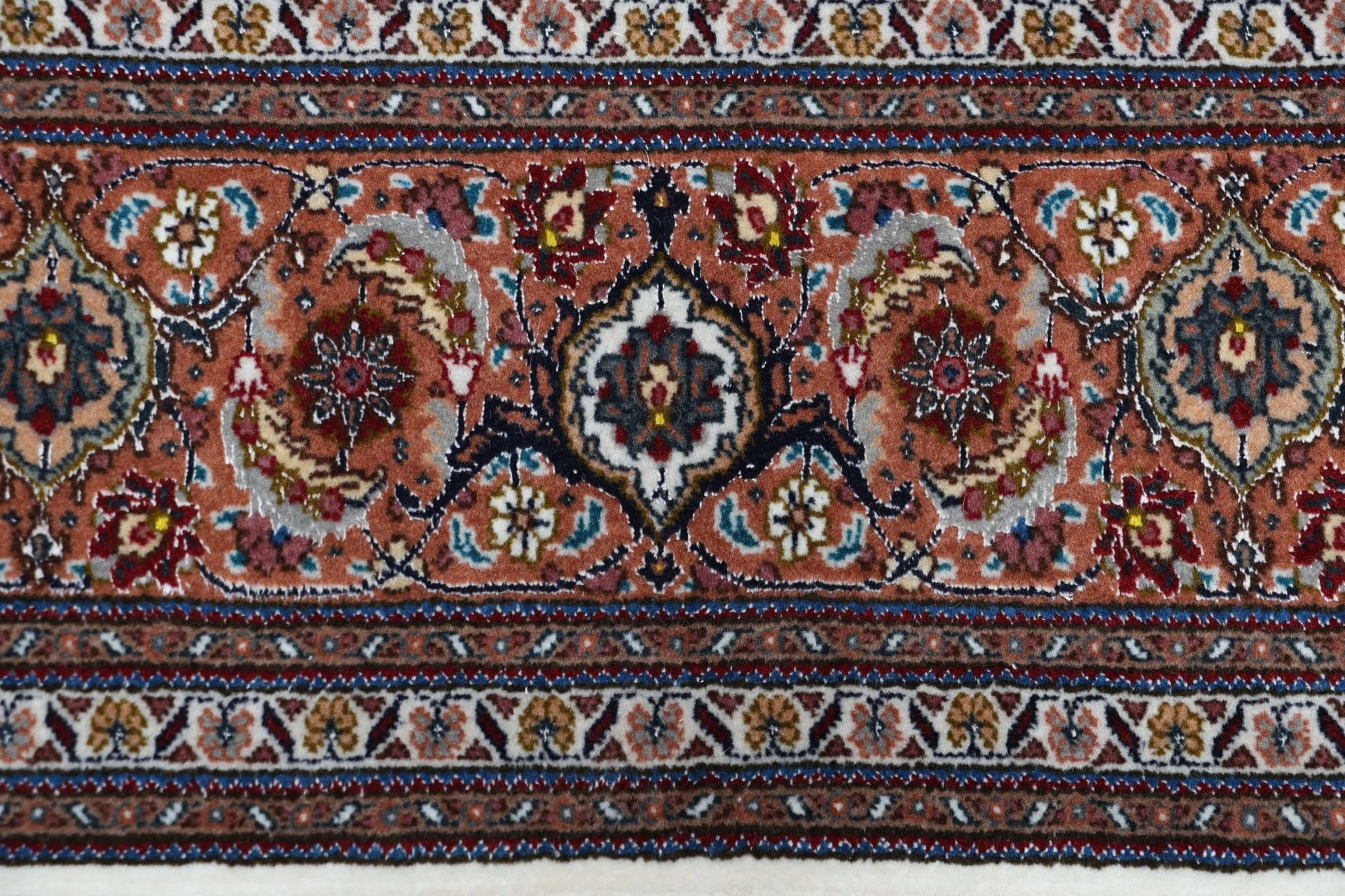 Handgeknüpfter Täbriz Perserteppich, 172 × 250 cm, Wolle & Seide