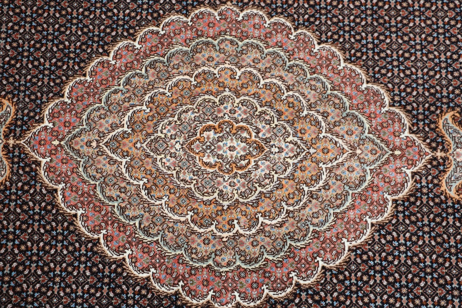 Handgeknüpfter Täbriz Perserteppich 170 × 240 cm