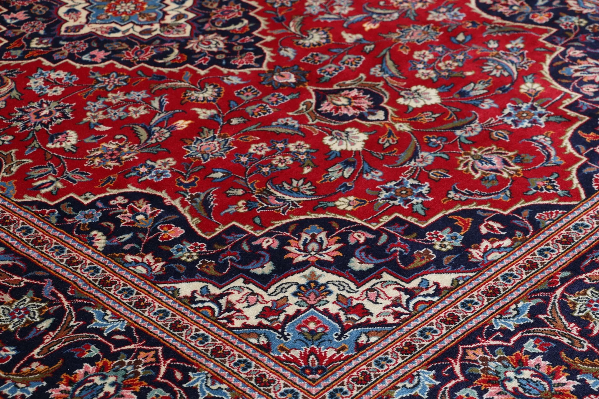 Handgeknüpfter Kashan Perserteppich, 200 × 300 cm, Wolle