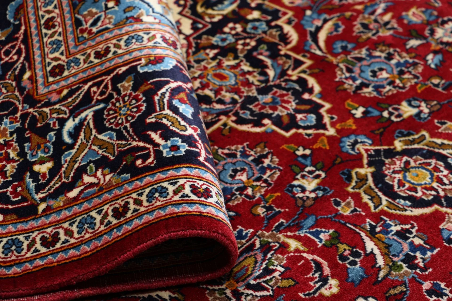 Handgeknüpfter Kashan Perserteppich 211 × 292 cm
