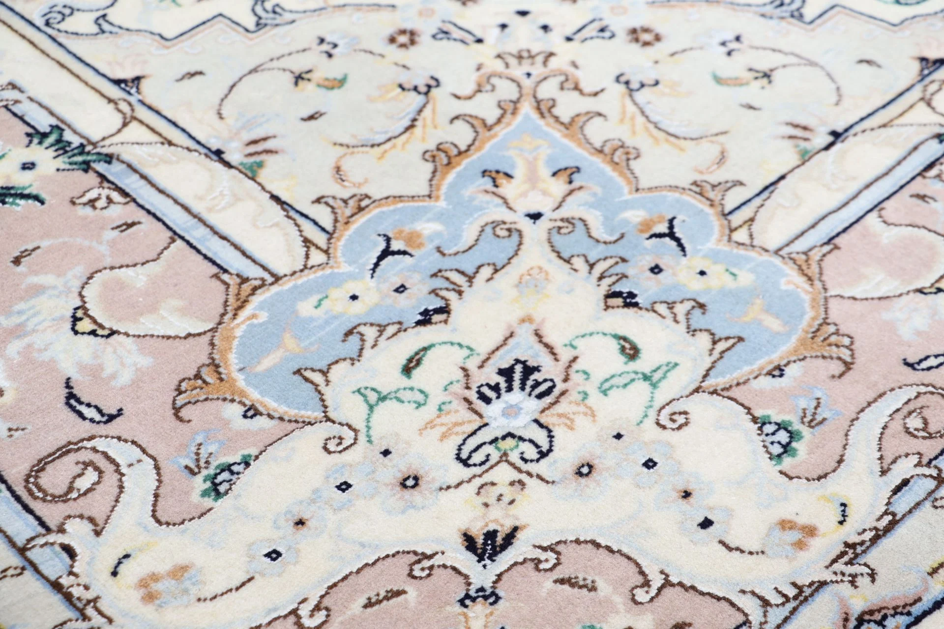 Kashan Perserteppich 200 × 308 cm aus Wolle, handgeknüpft