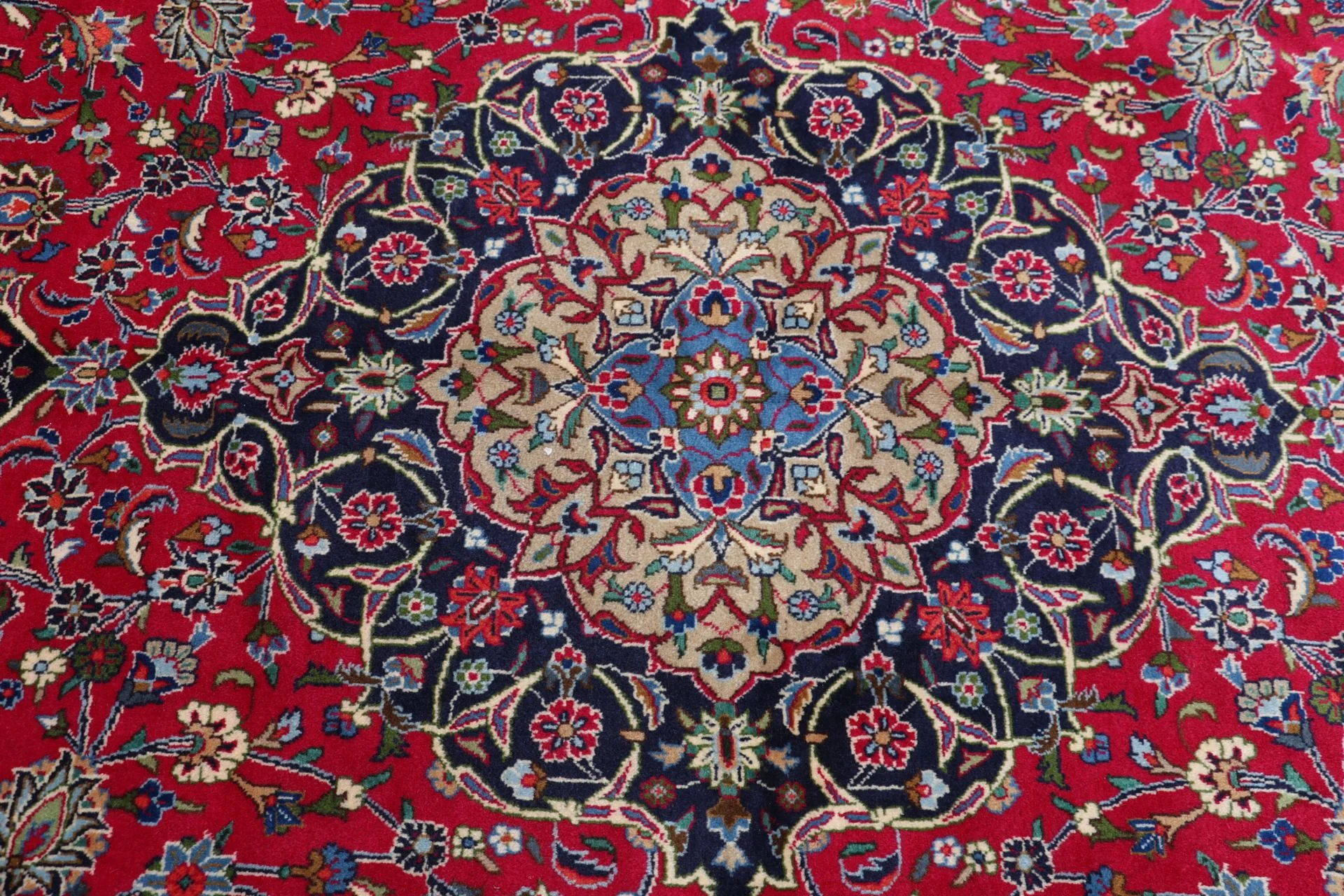 Kashmar Perserteppich 244 × 344 cm aus Wolle, handgeknüpft