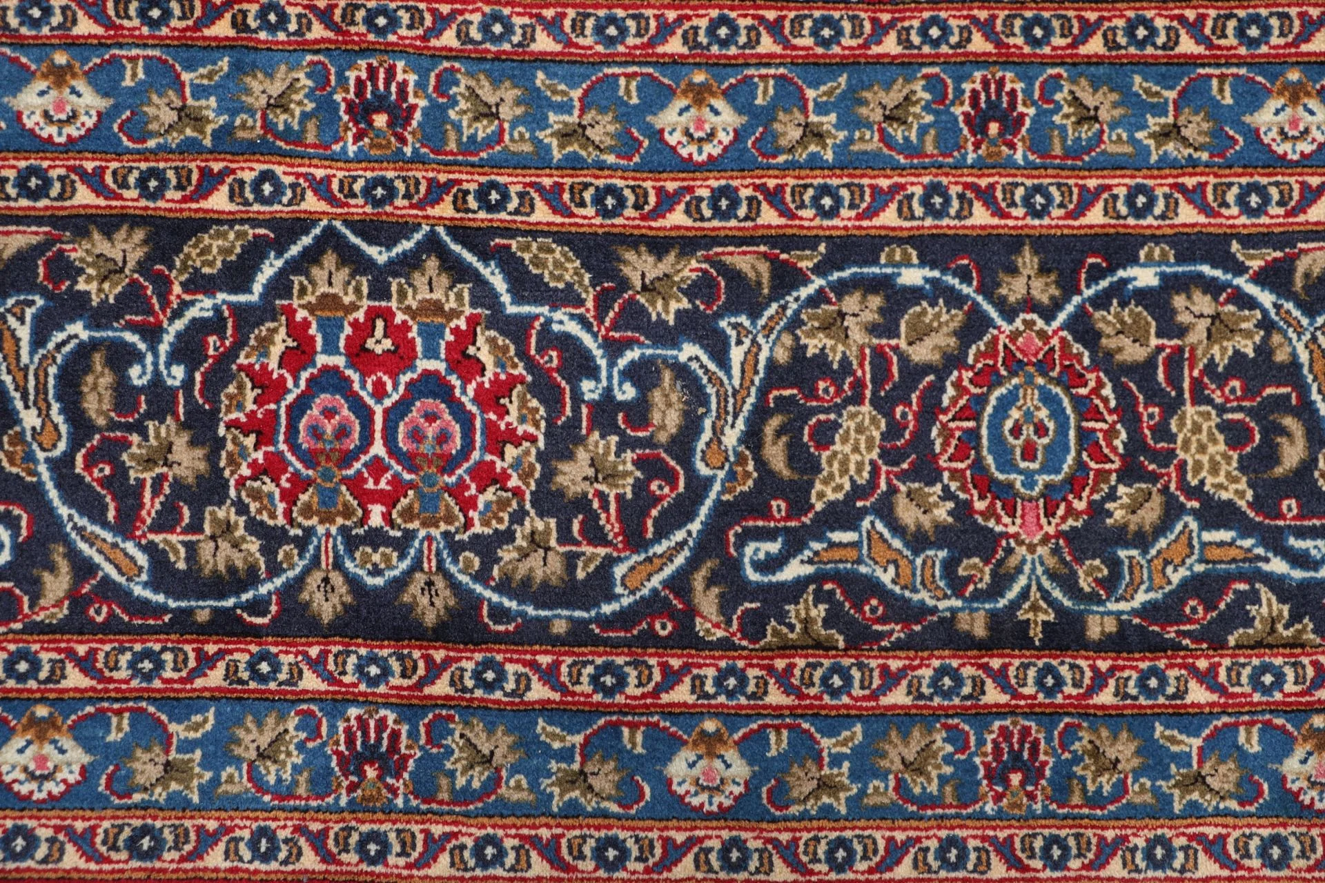 Kashmar Perserteppich aus Iran, 240 × 345 cm