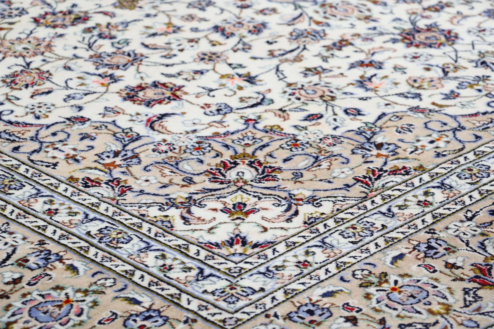 Kashan Perserteppich aus Iran, 254 × 352 cm