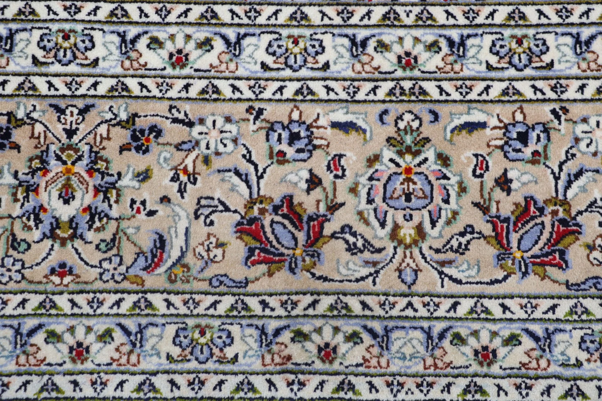 Kashan Perserteppich aus Iran, 254 × 352 cm