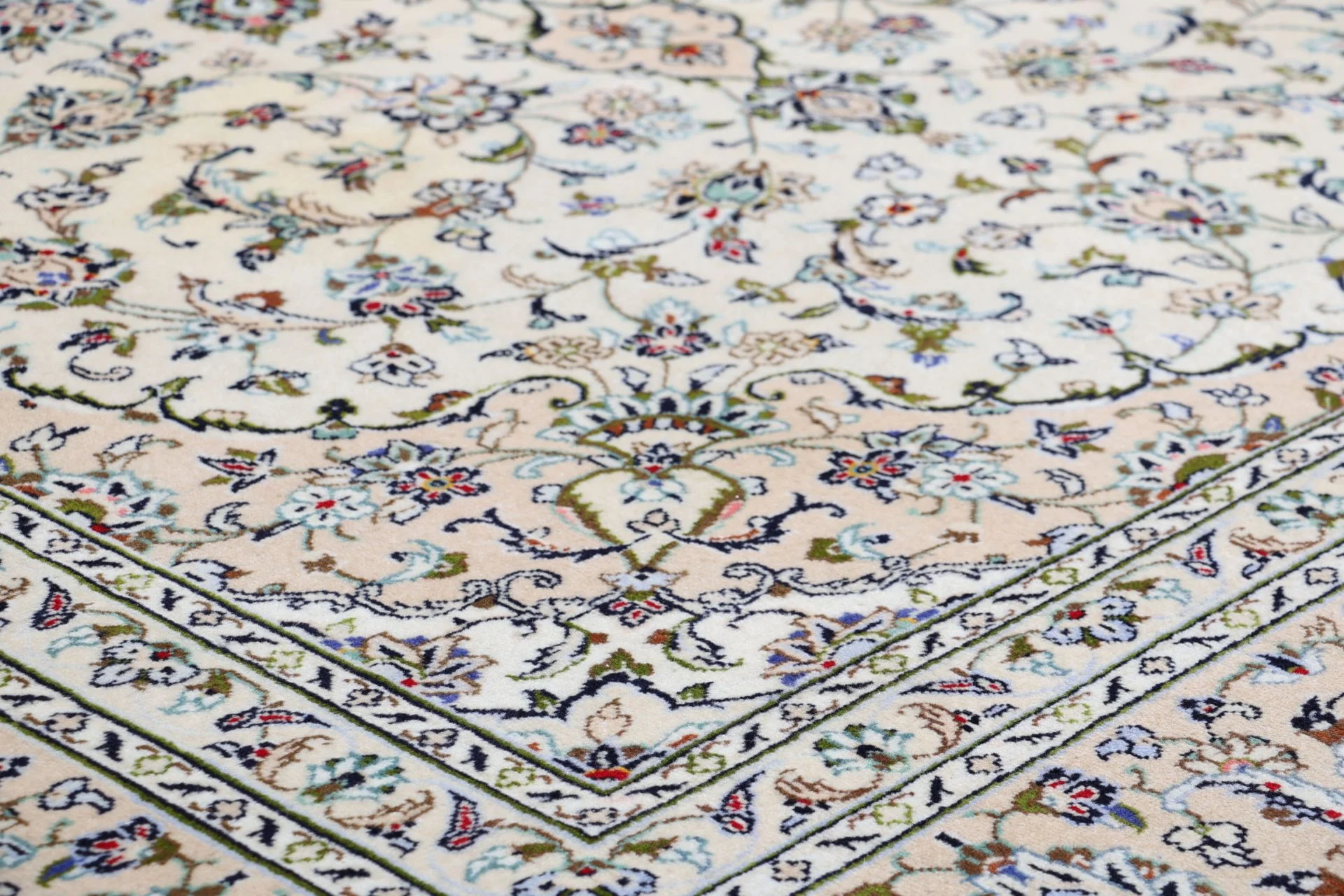 Handgeknüpfter Kashan Perserteppich, 250 × 350 cm, Wolle