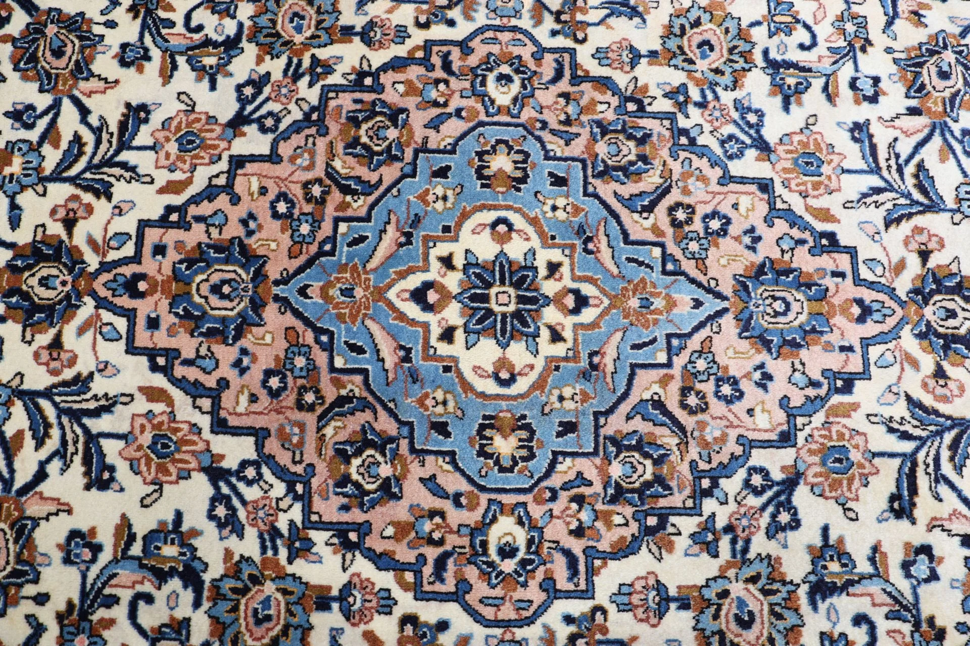 Perserteppich 244 × 350 cm aus Wolle, handgeknüpft
