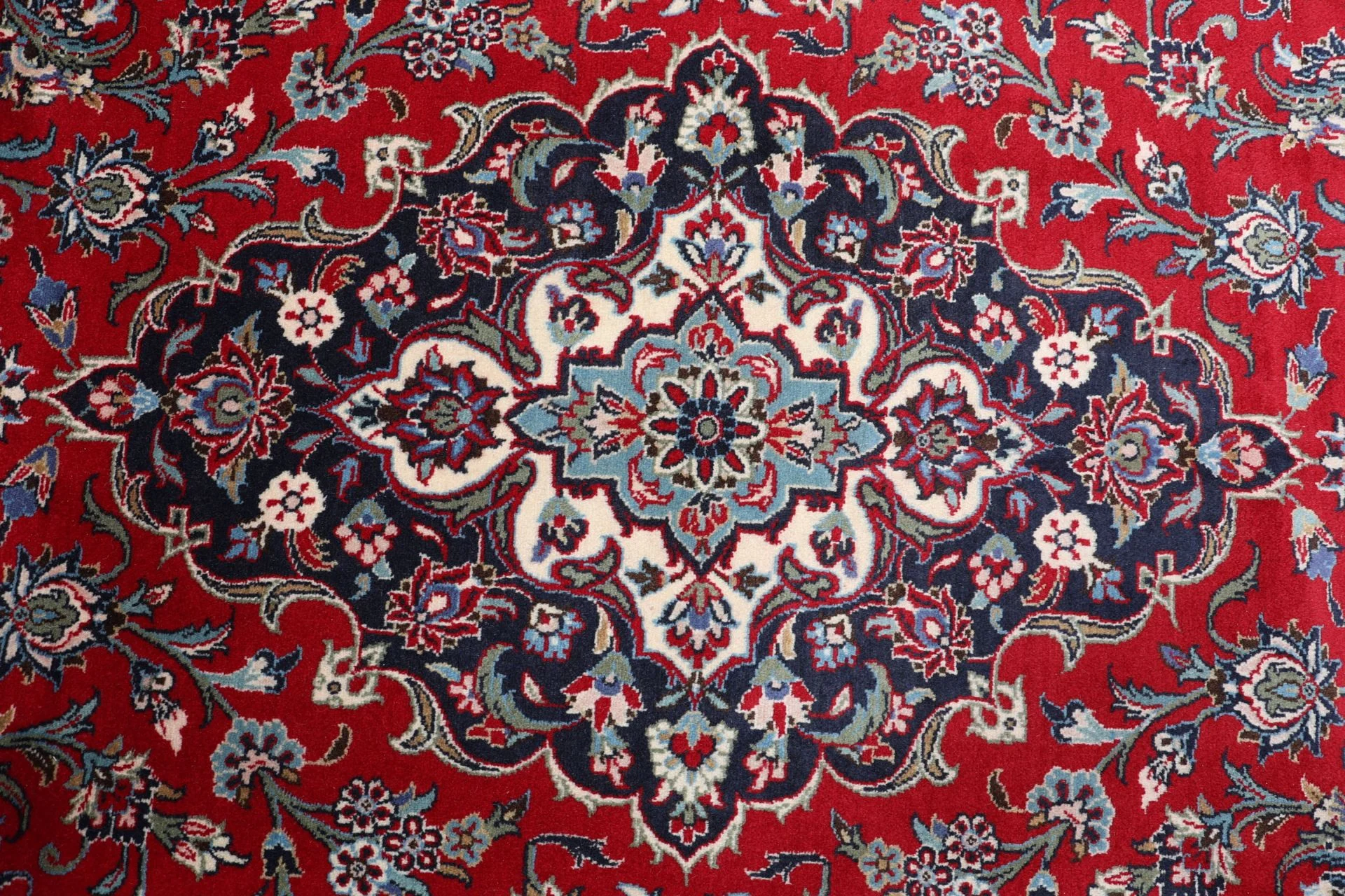 Handgeknüpfter Kashan Perserteppich, 247 × 367 cm, Wolle