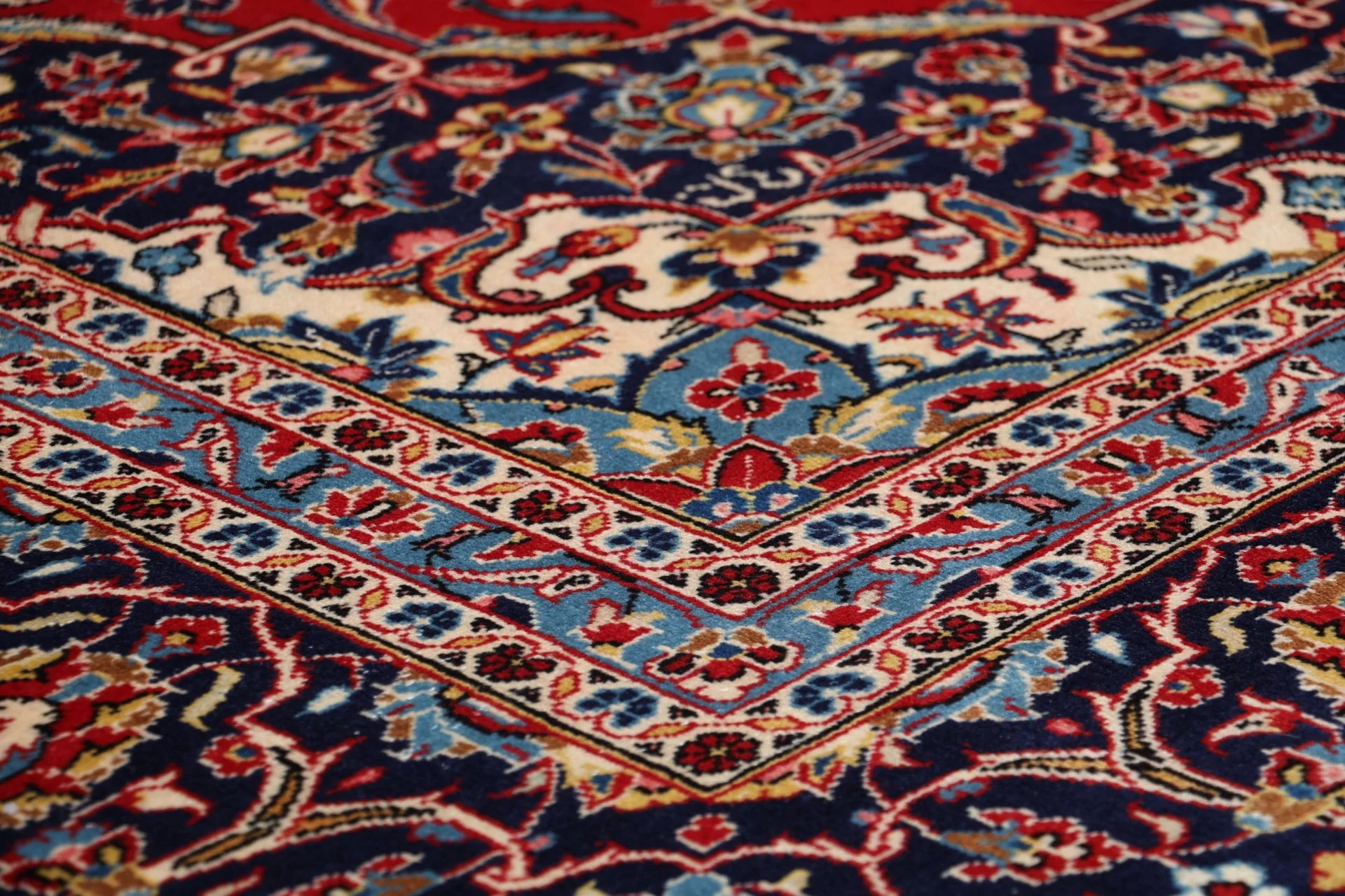 Handgeknüpfter Kashan Perserteppich, 250 × 355 cm, Wolle
