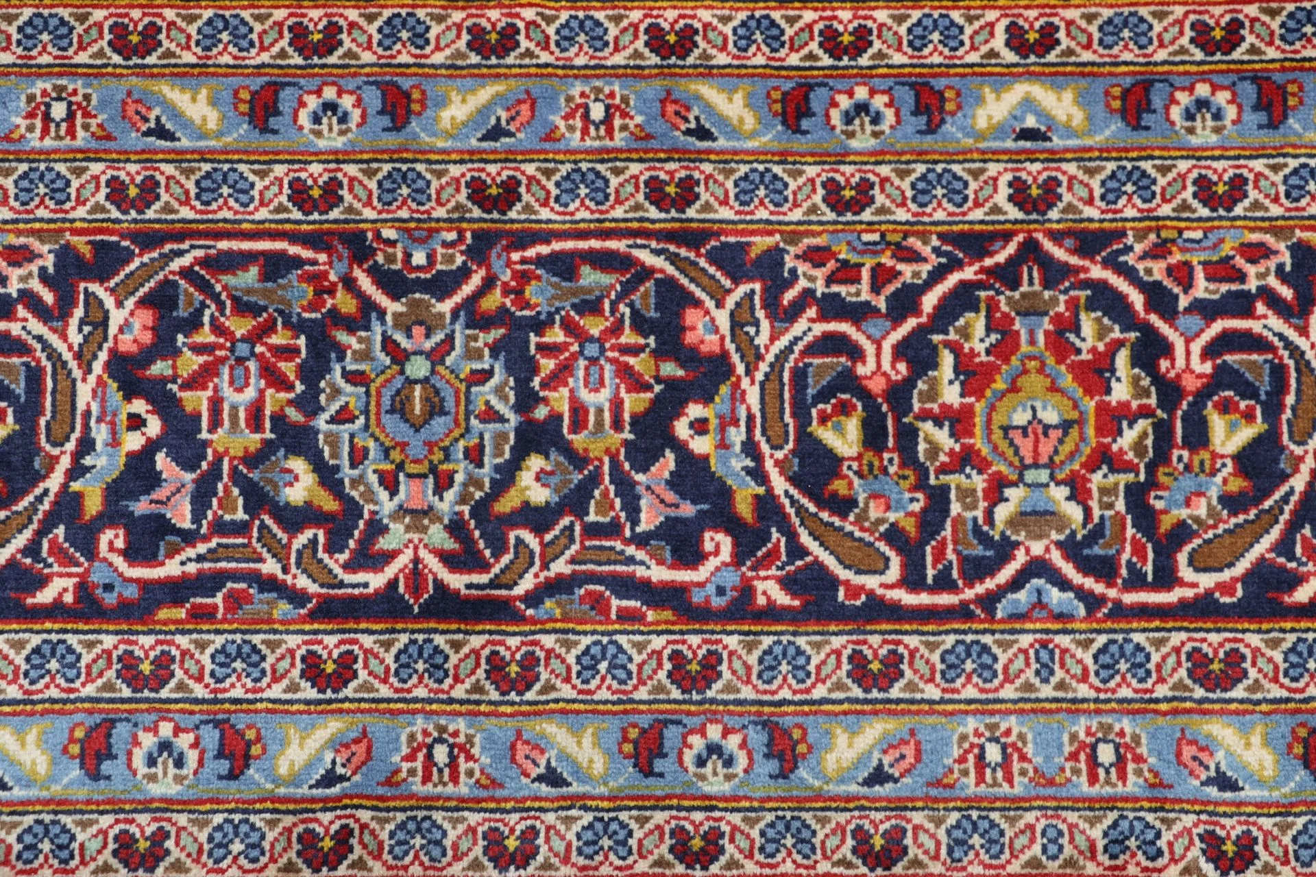 Kashan Perserteppich 255 × 345 cm aus Wolle, handgeknüpft