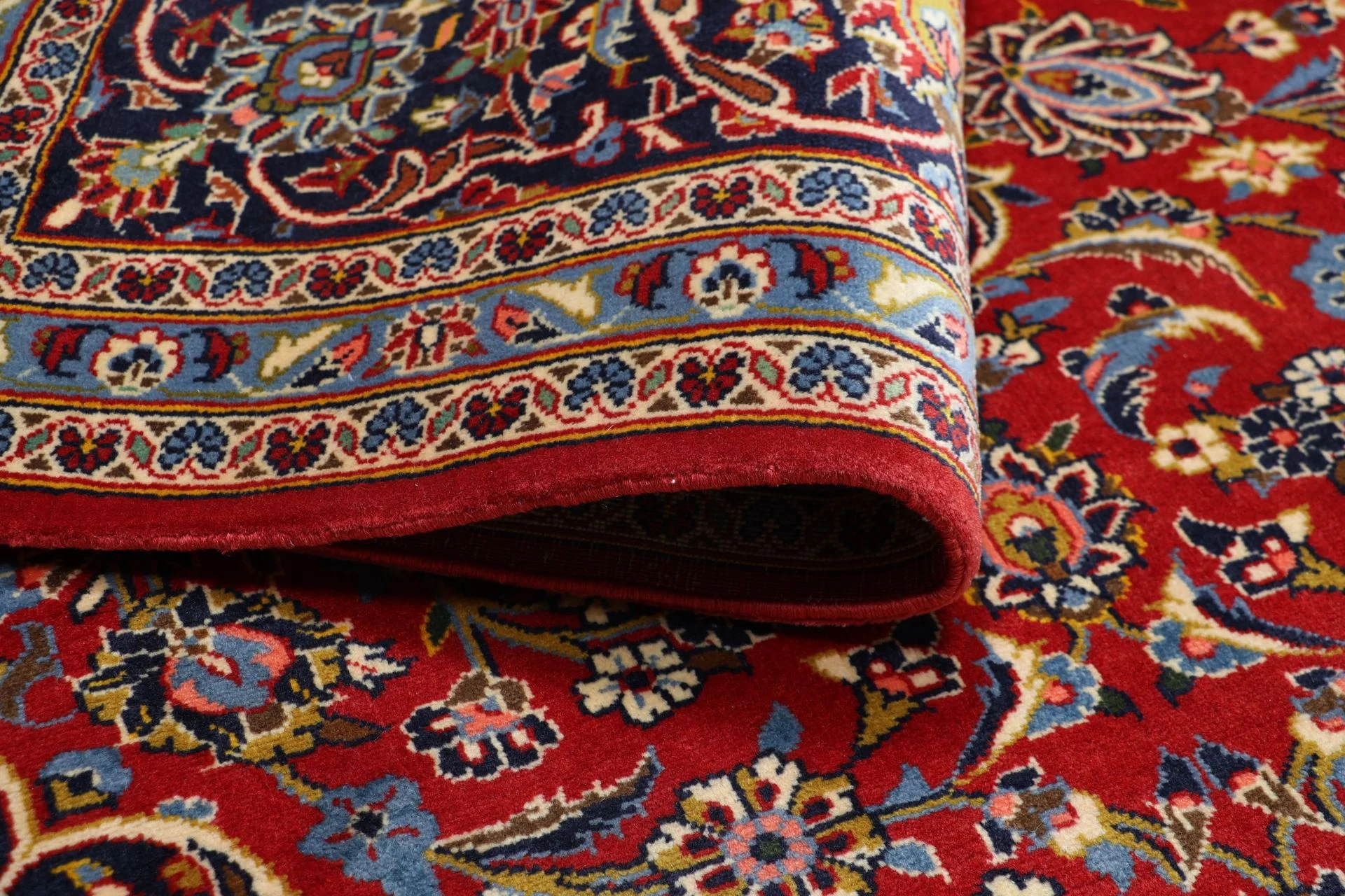 Kashan Perserteppich 255 × 345 cm aus Wolle, handgeknüpft