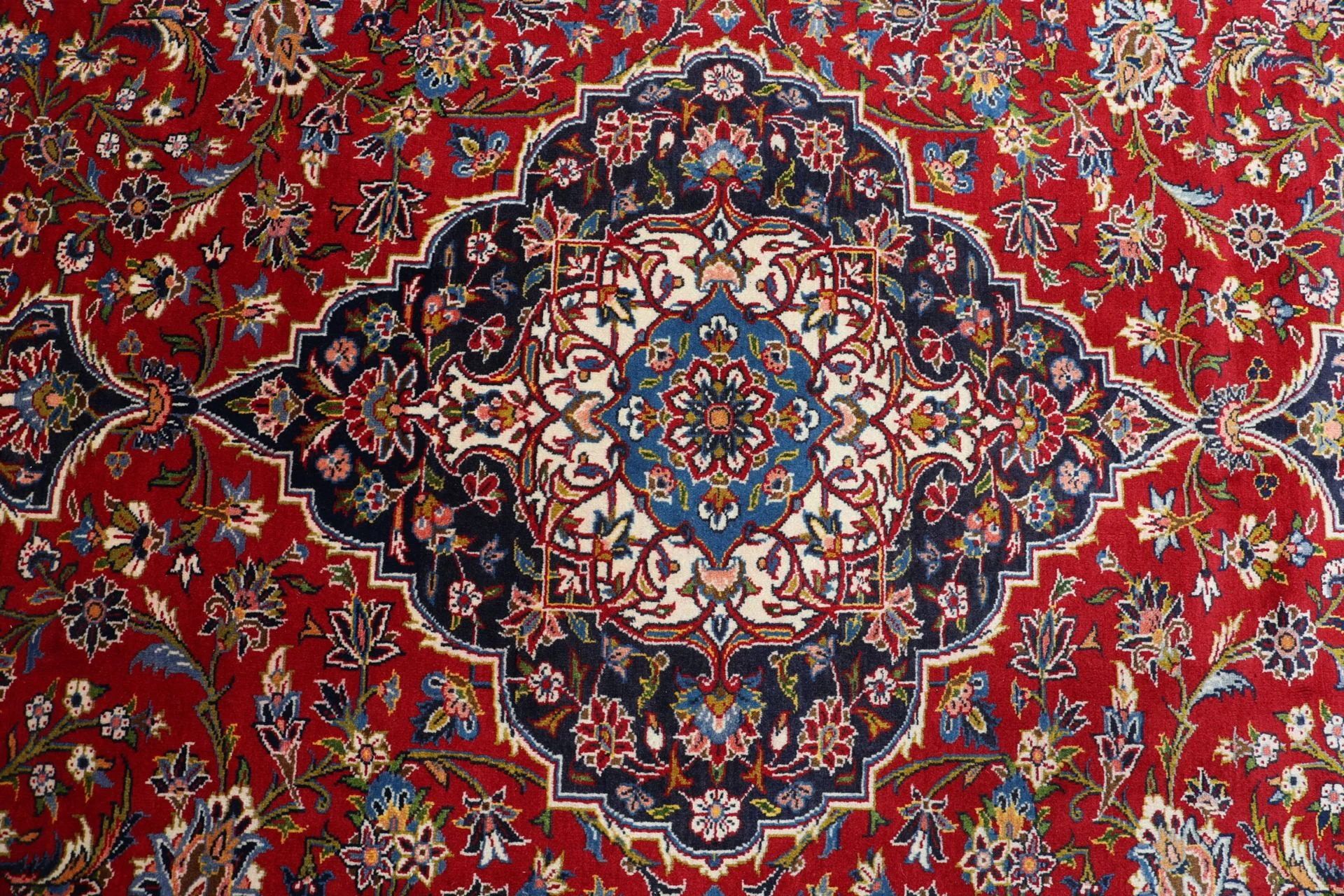 Handgeknüpfter Kashan Perserteppich 260 × 380 cm