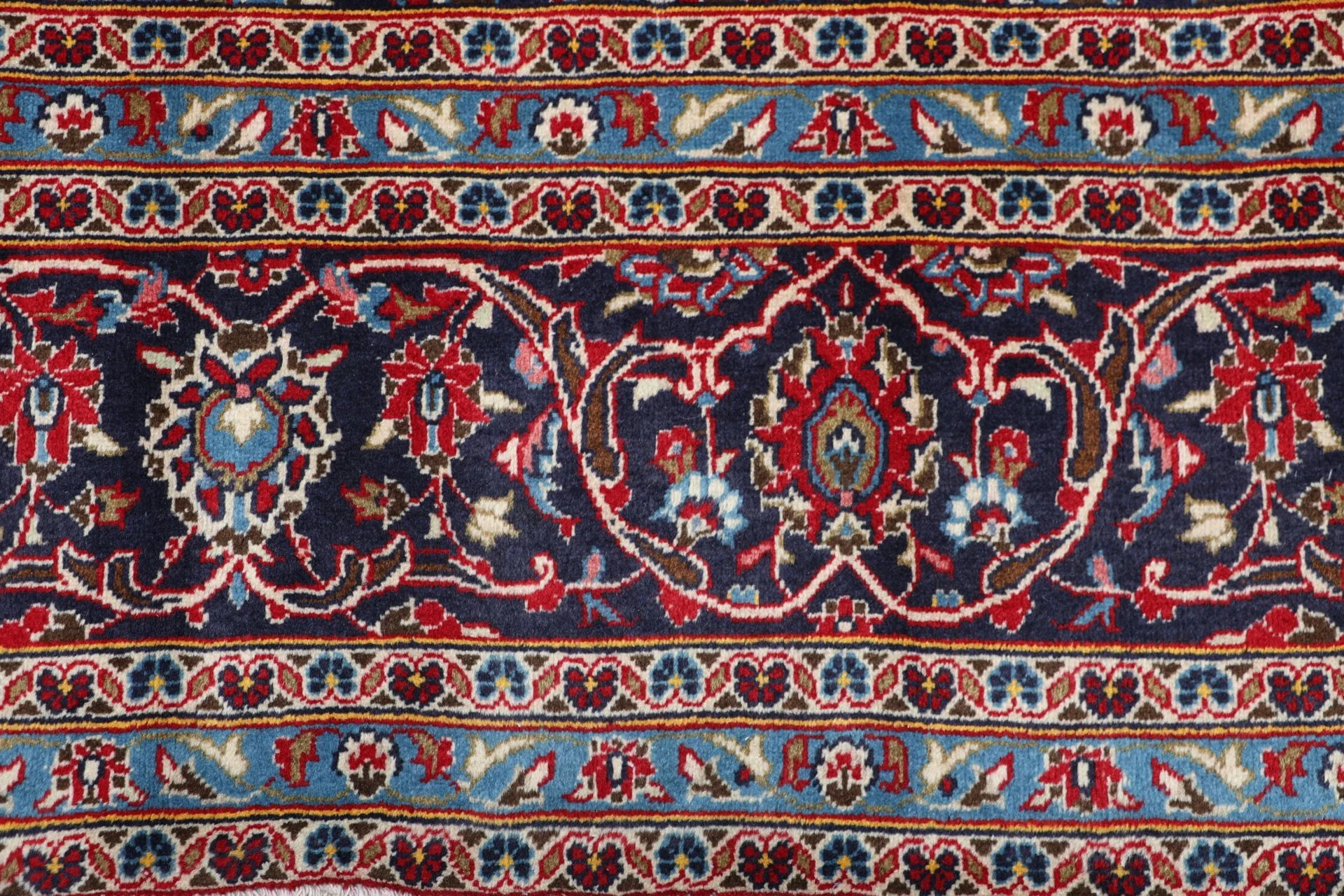 Kashan Perserteppich 245 × 345 cm aus Wolle, handgeknüpft