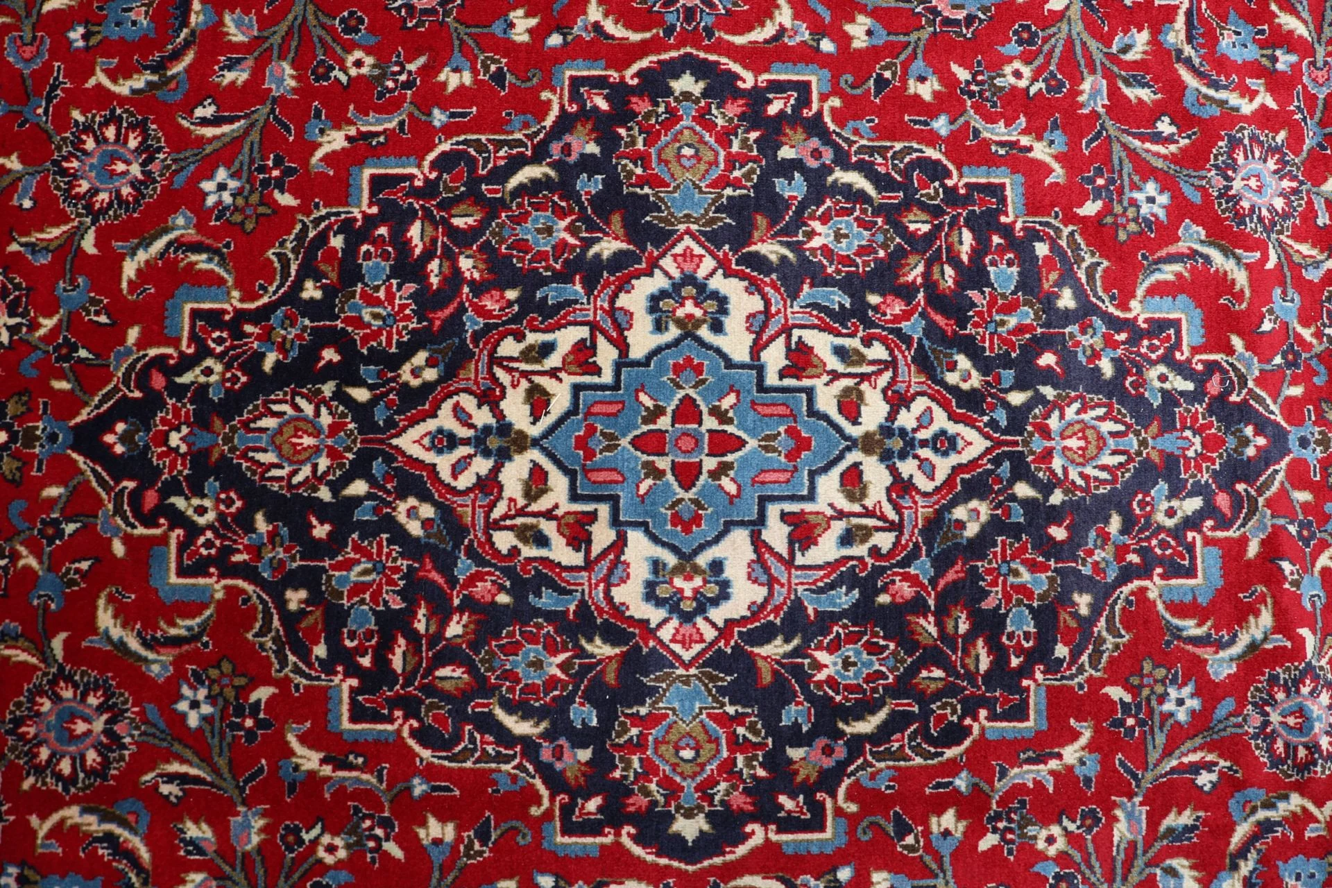 Kashan Perserteppich 245 × 345 cm aus Wolle, handgeknüpft