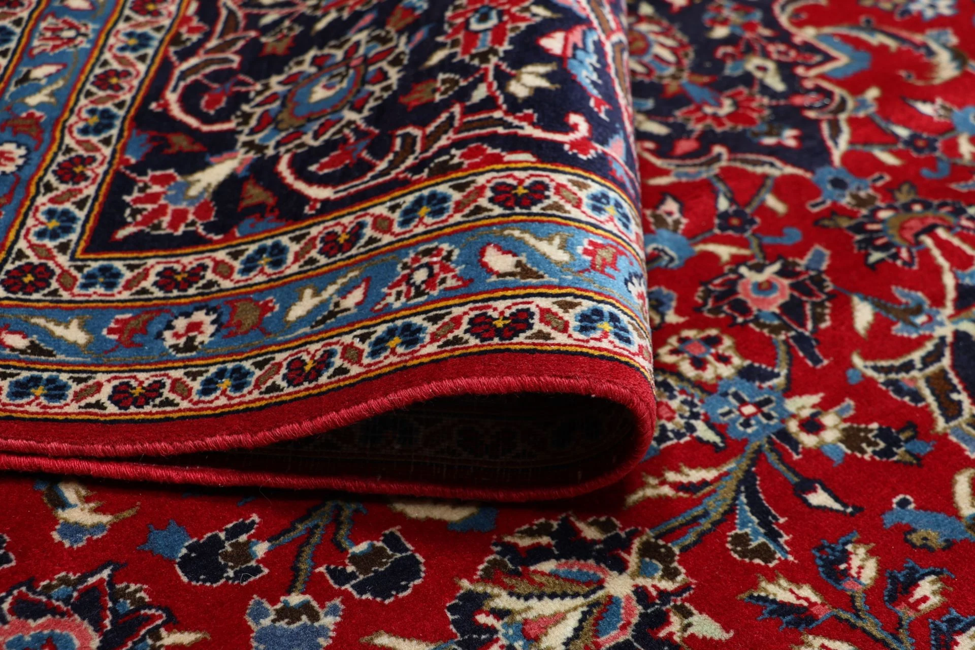 Kashan Perserteppich 245 × 345 cm aus Wolle, handgeknüpft