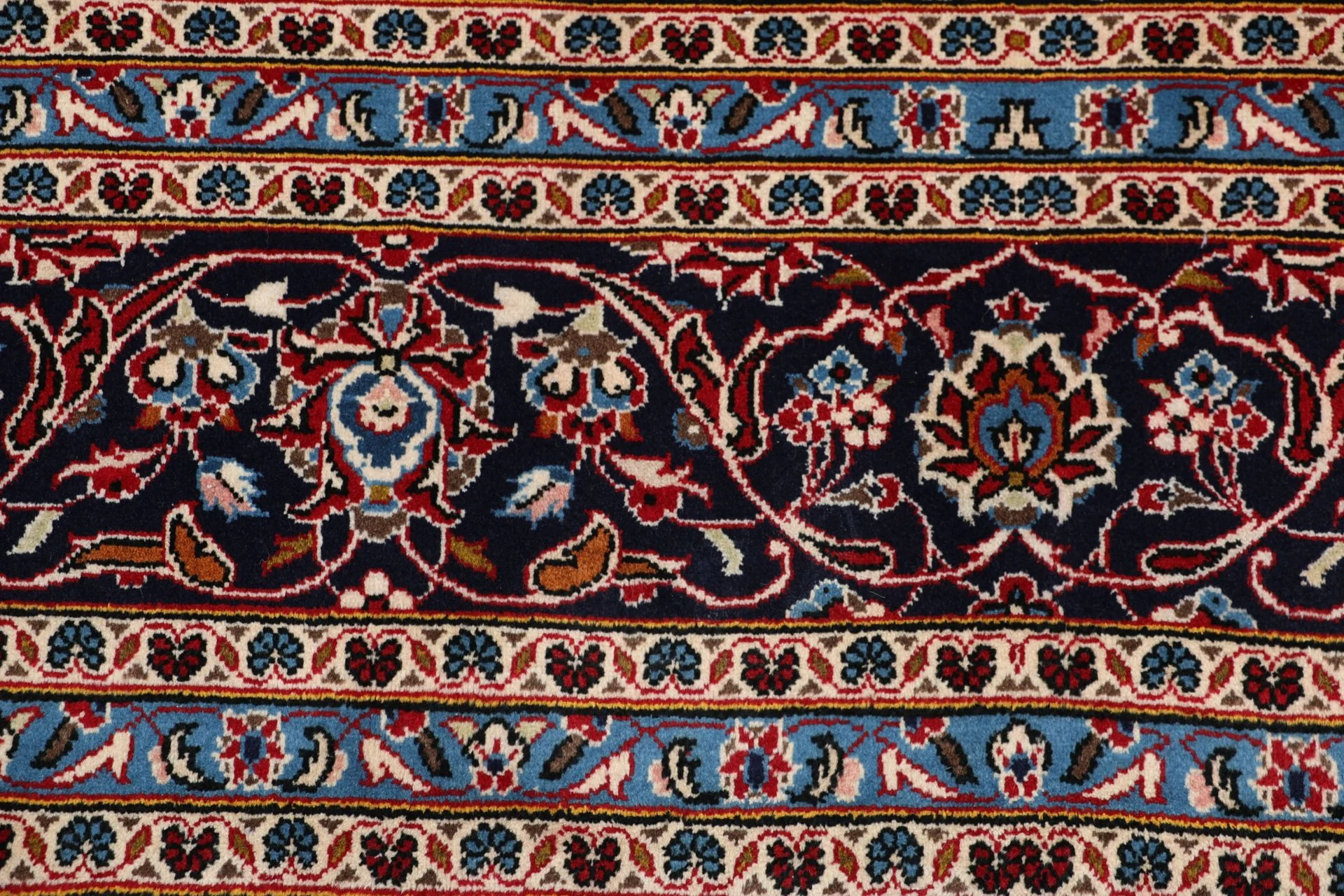 Handgeknüpfter Kashan Perserteppich 245 × 350 cm