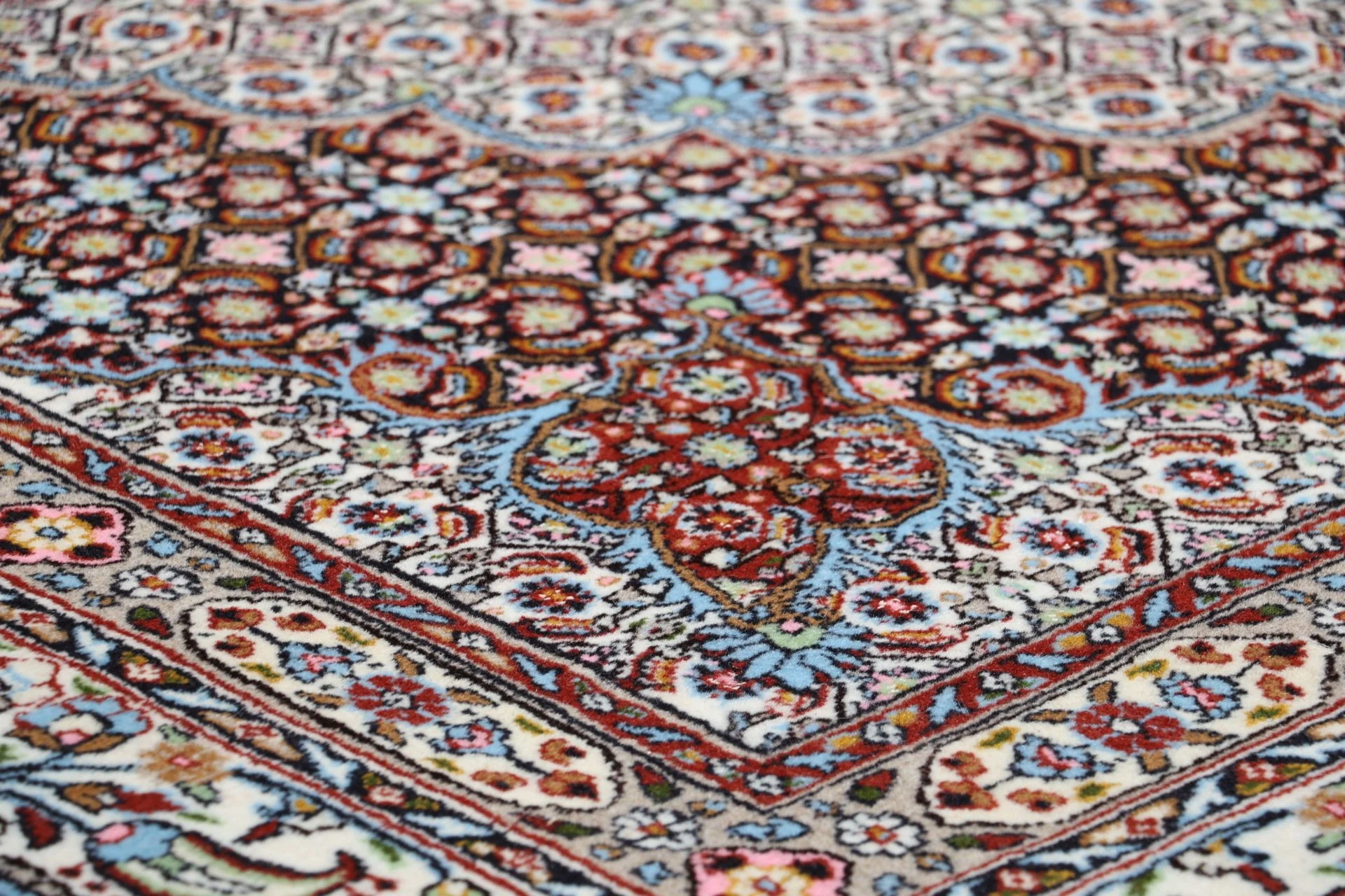 Moud Perserteppich 250 × 345 cm aus Wolle, handgeknüpft