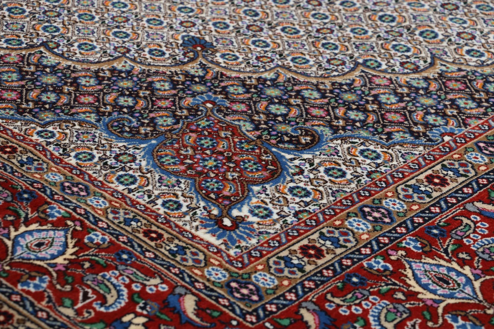 Moud Perserteppich aus Iran, 250 × 295 cm