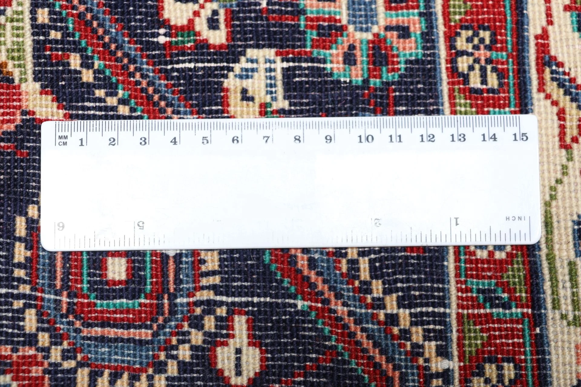 Handgeknüpfter Perserteppich 222 × 330 cm
